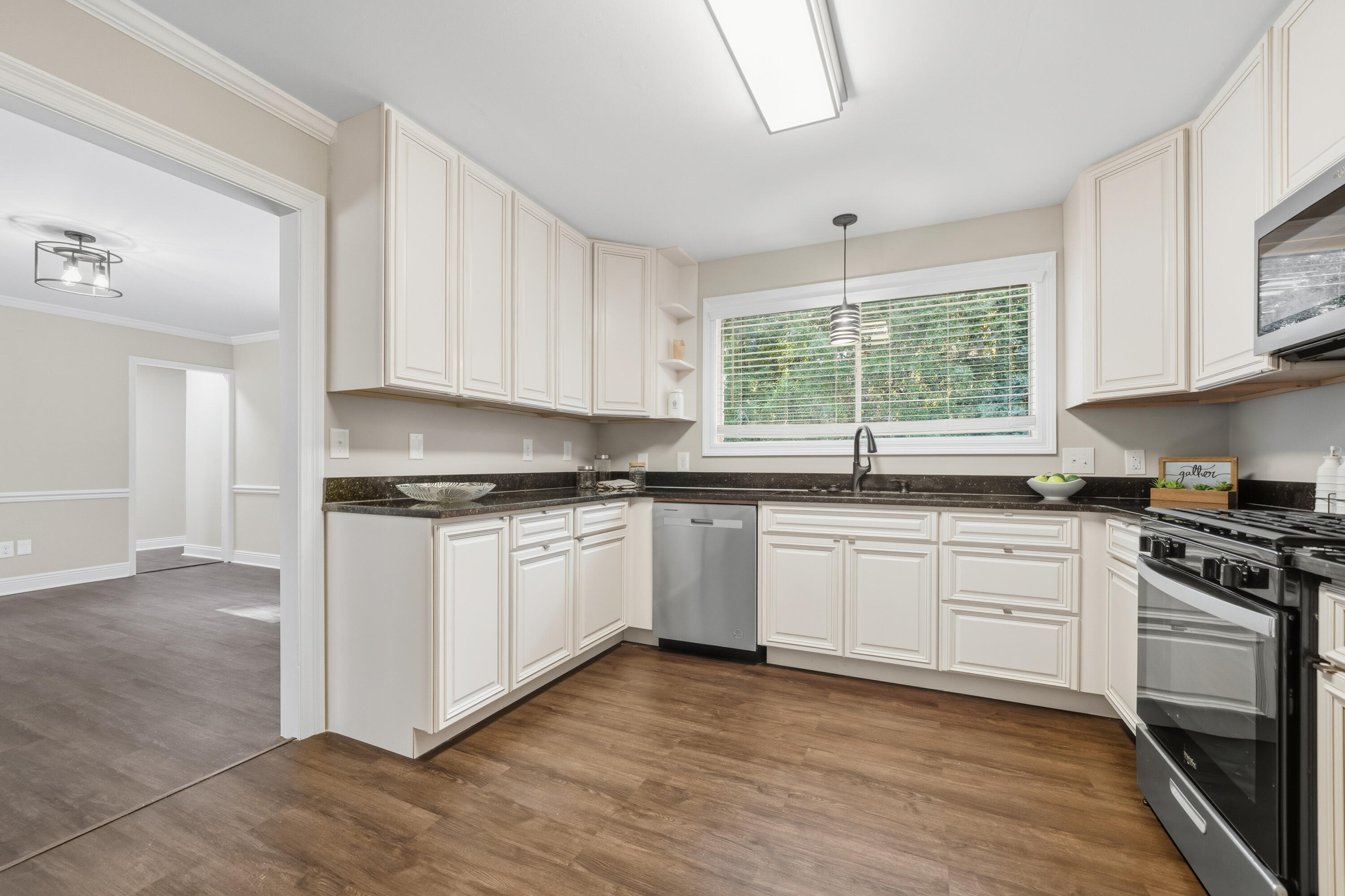 THE NICEVILLE PINES LOT 20 BLK 1 - Residential