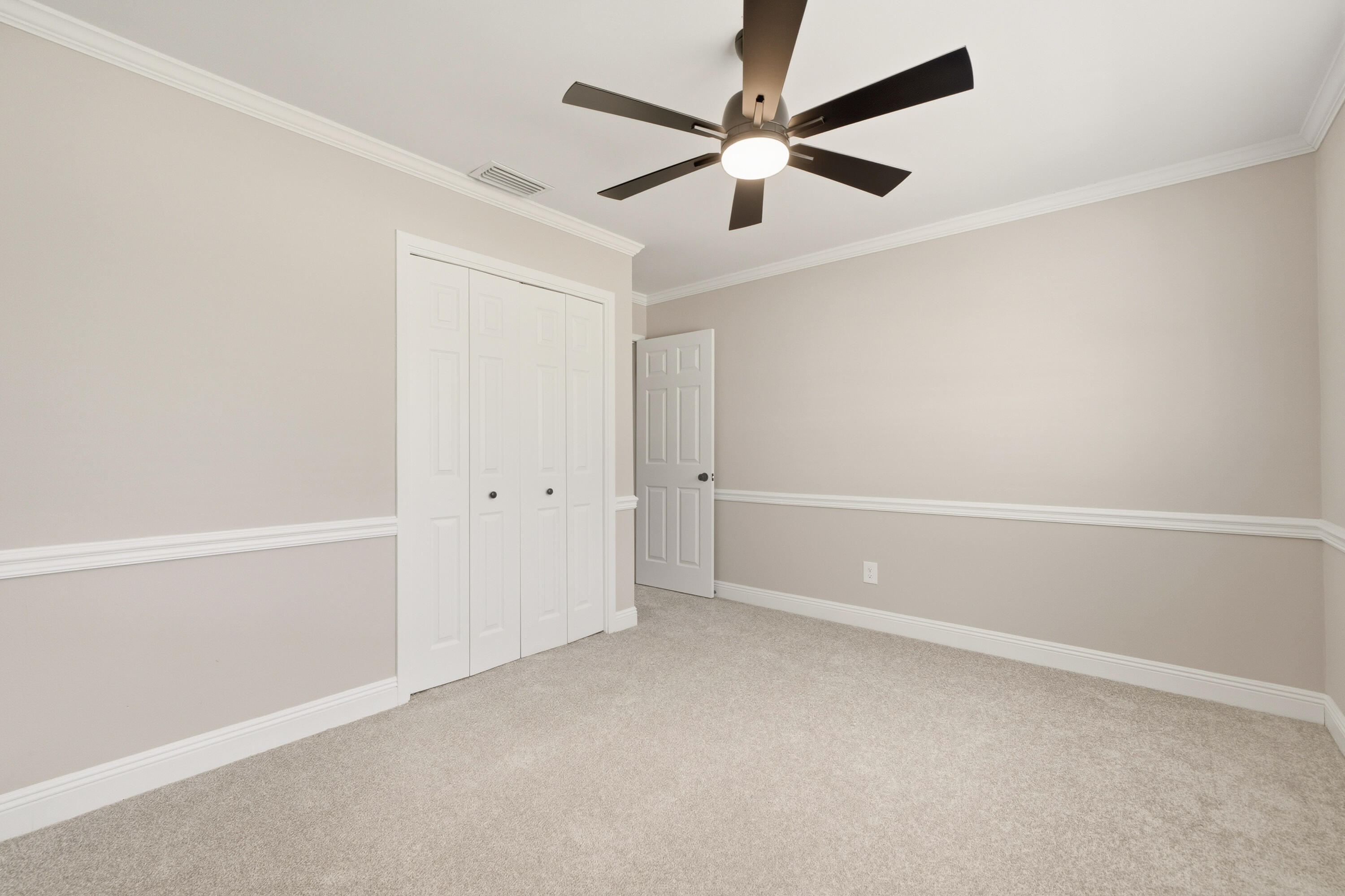 THE NICEVILLE PINES LOT 20 BLK 1 - Residential