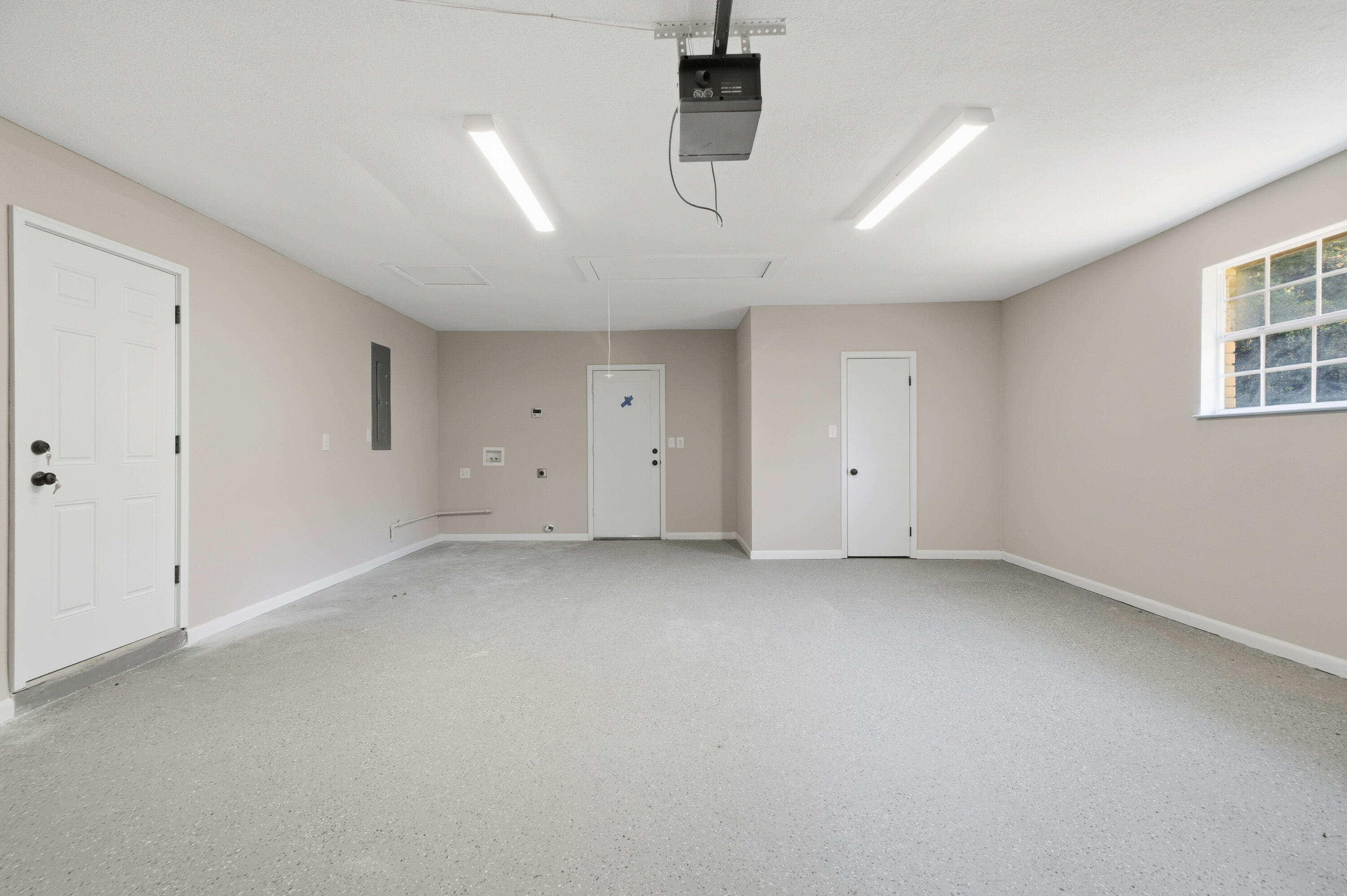 THE NICEVILLE PINES LOT 20 BLK 1 - Residential