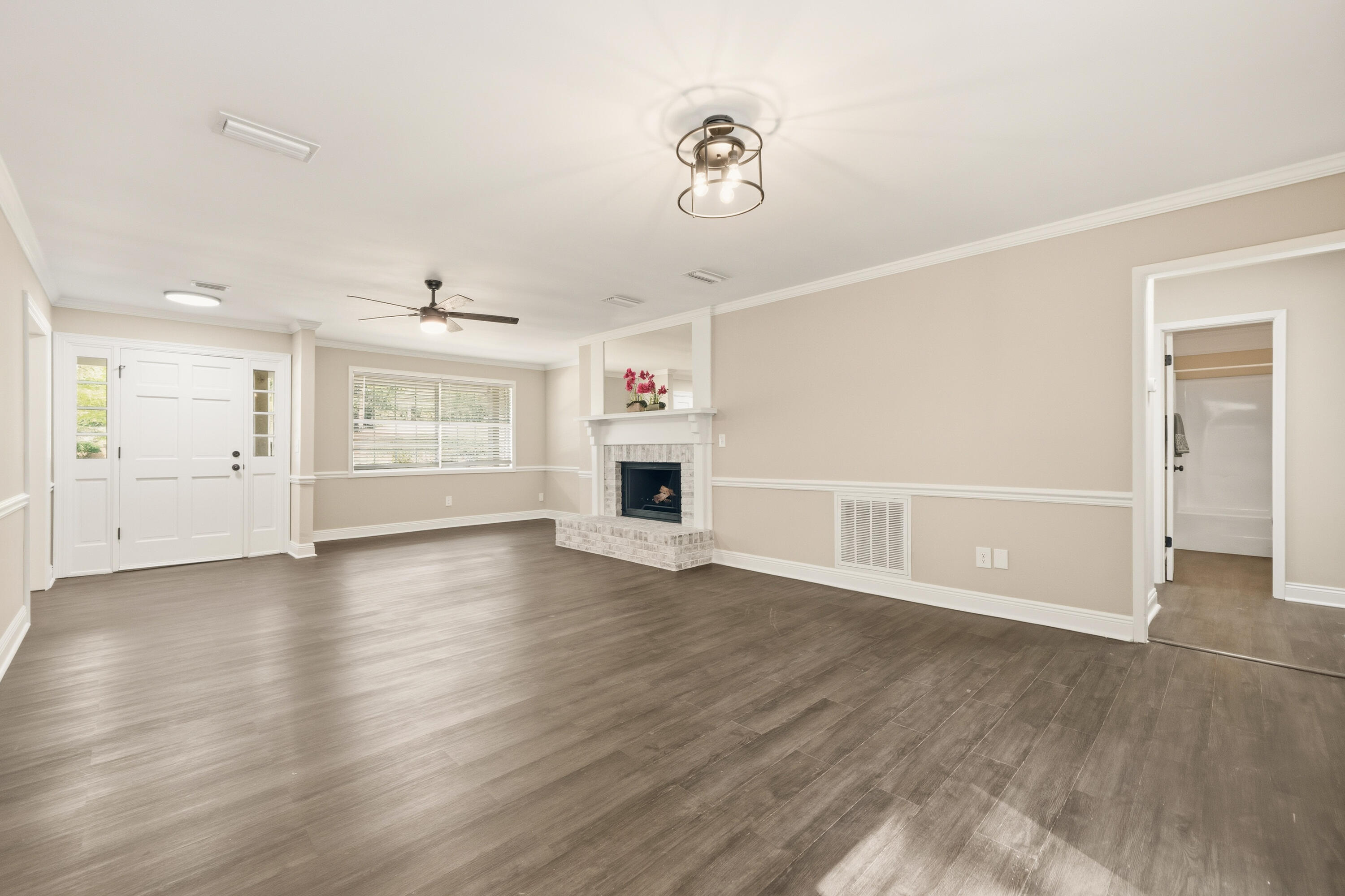 THE NICEVILLE PINES LOT 20 BLK 1 - Residential