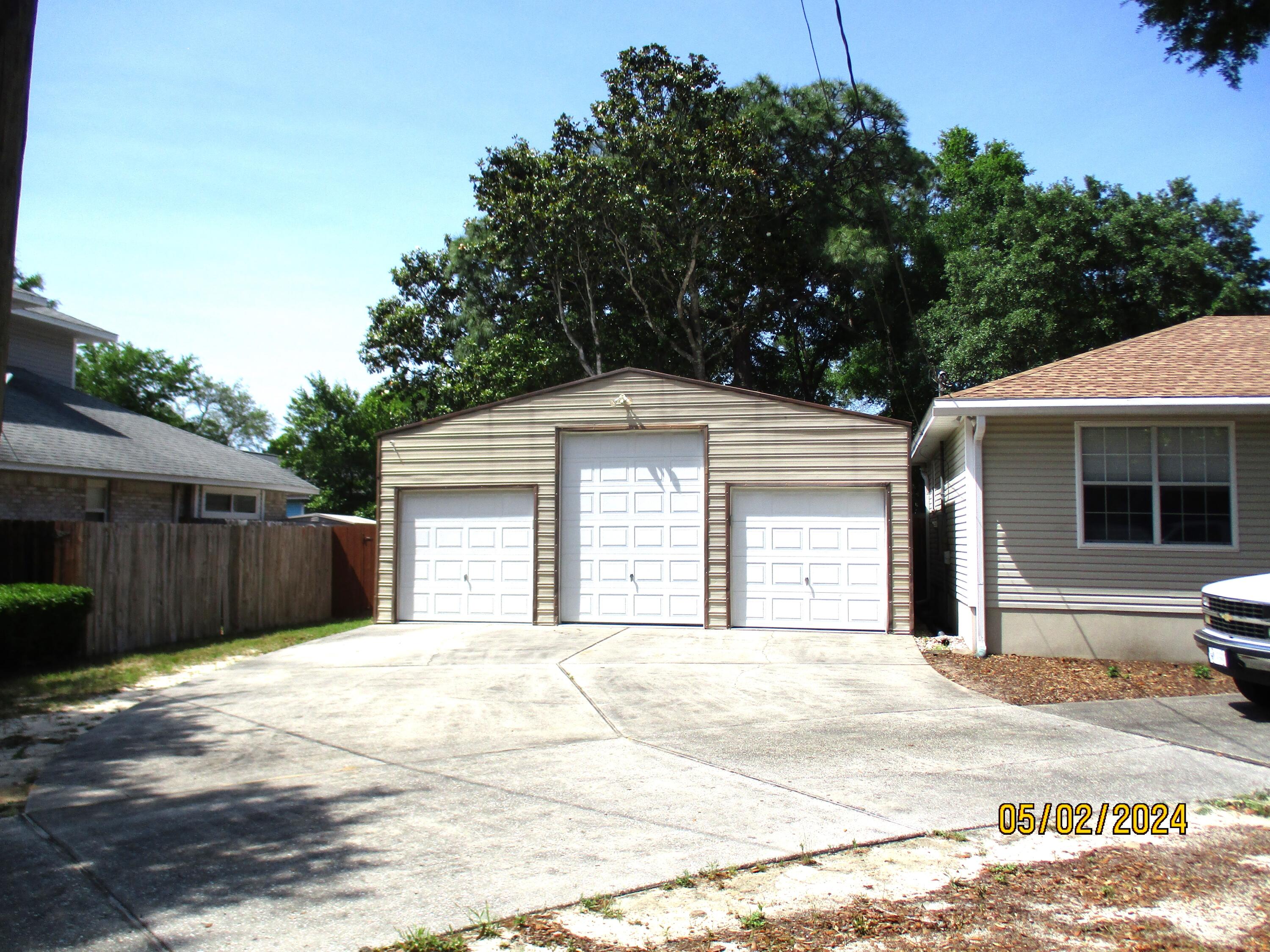 VALPARAISO PLAT 06 - Residential Lease