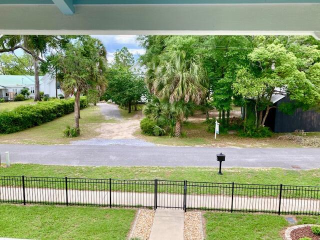TOWN OF DEFUNIAK SPRINGS - Residential