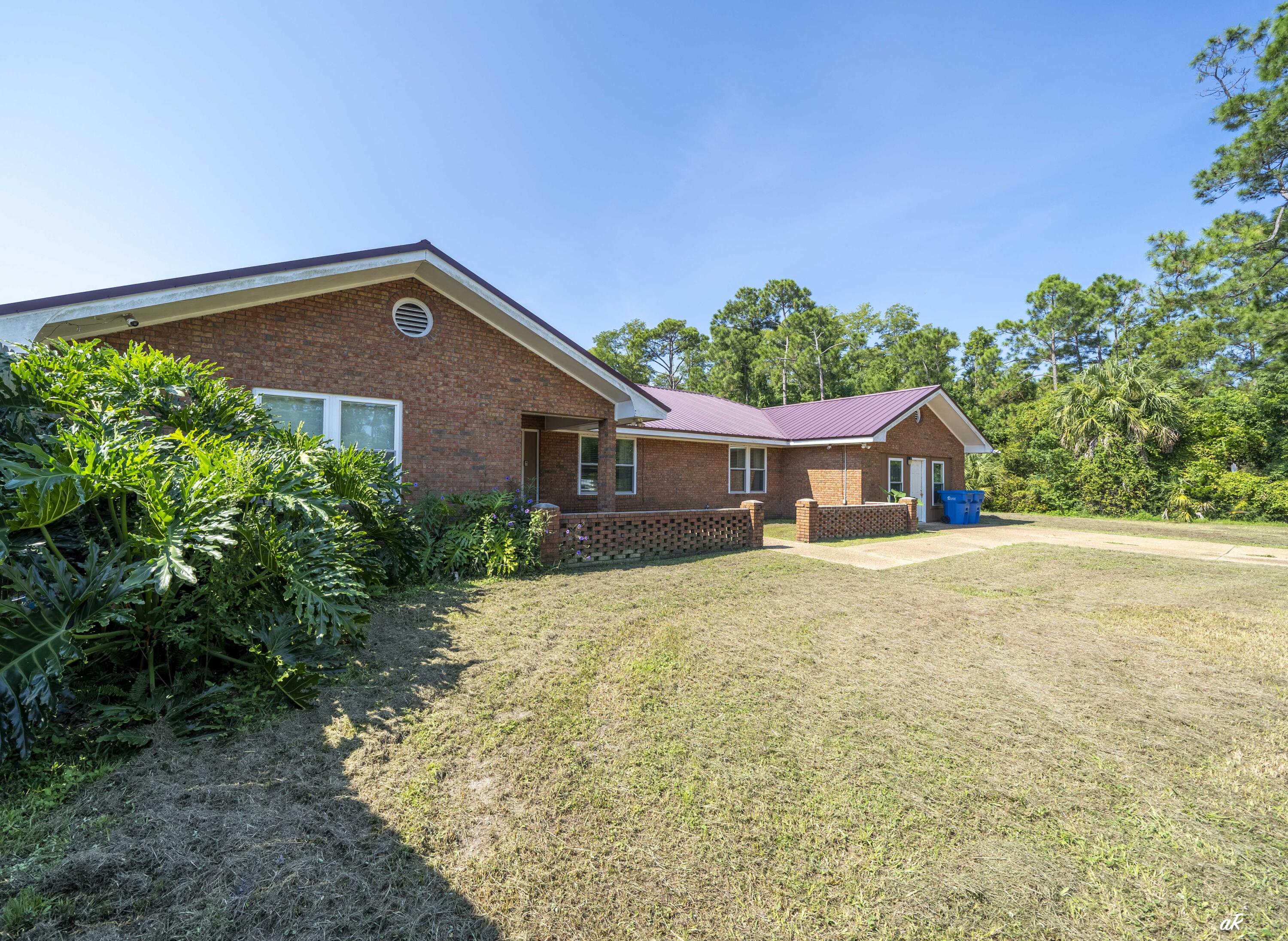 THOMAS DRIVE PARK UNIT 2 - Residential