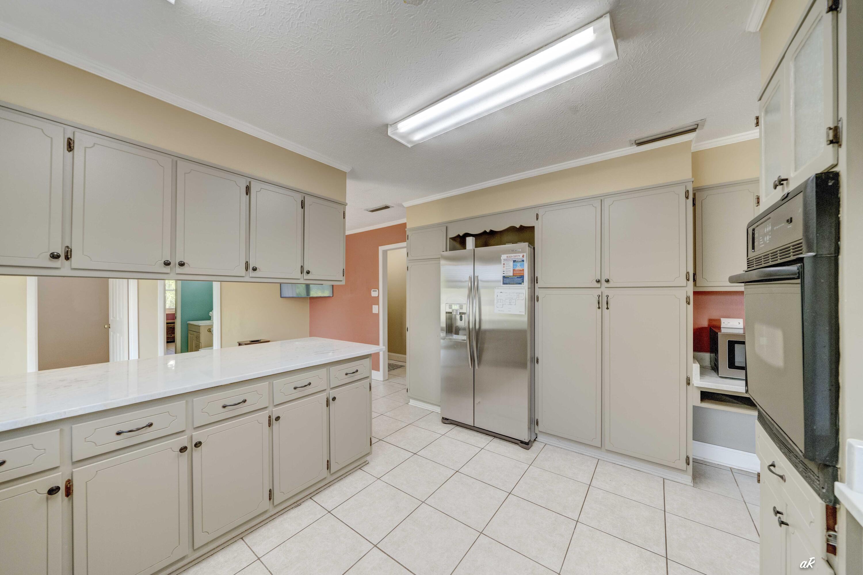 THOMAS DRIVE PARK UNIT 2 - Residential