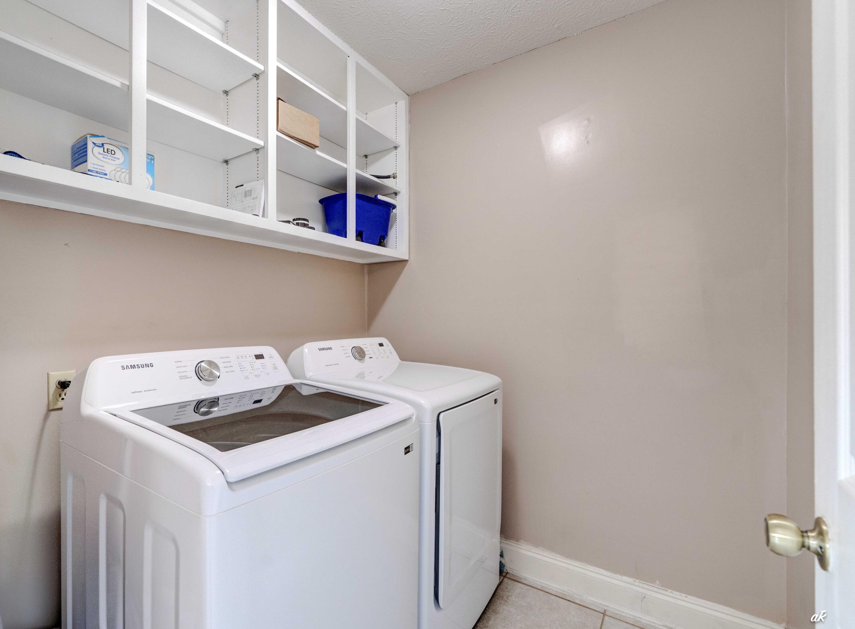 THOMAS DRIVE PARK UNIT 2 - Residential