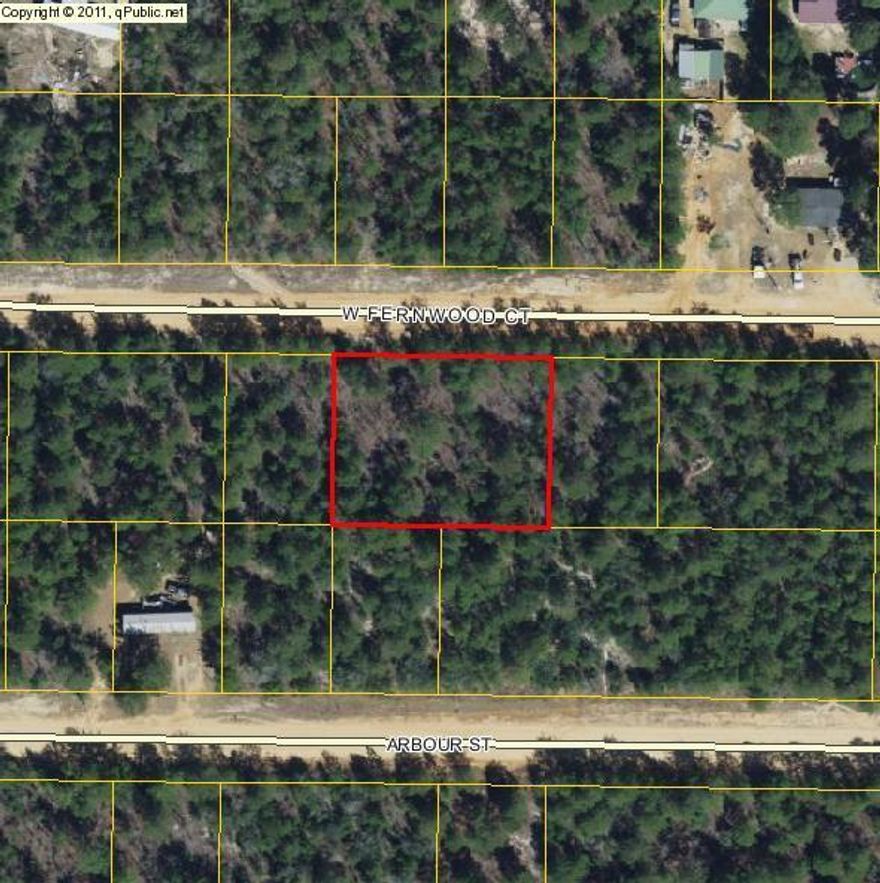 BANK OWNED LAND! MAKE AN OFFER! Wooded .459 acre lot. Conveniently located near Hwy 285 and I-10. Great lot to build your dream home or bring your mobile home. Mossy Head water is available.