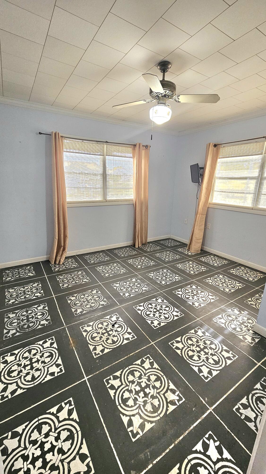 RIVIERA BEACH 1ST ADDN - Residential