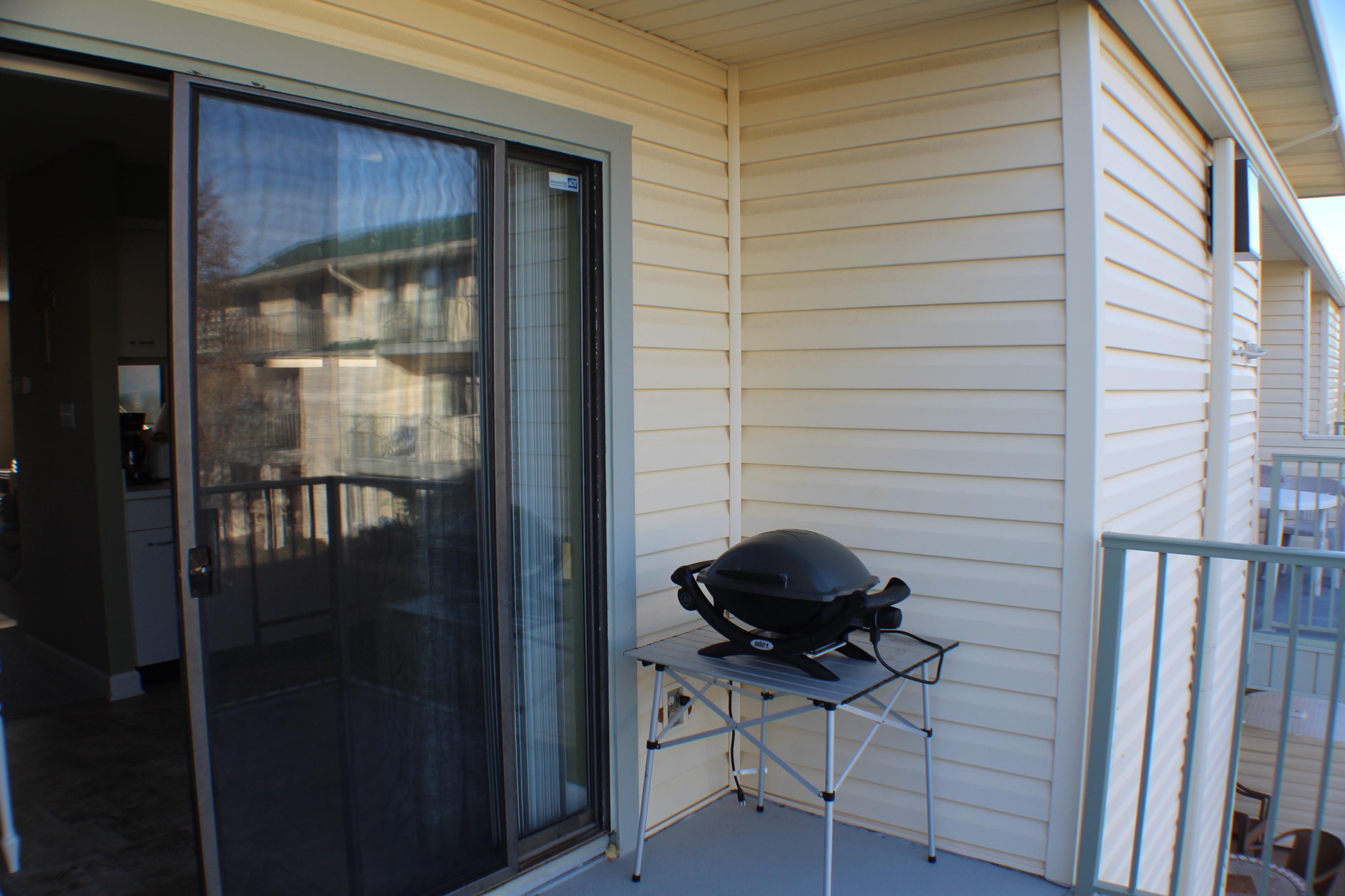 SANDPRINTS CONDO - Residential