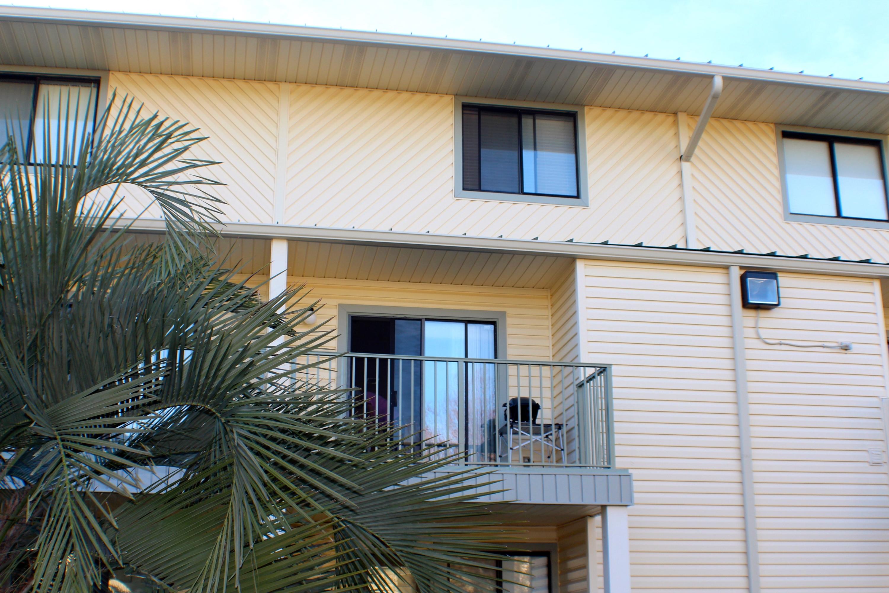 SANDPRINTS CONDO - Residential