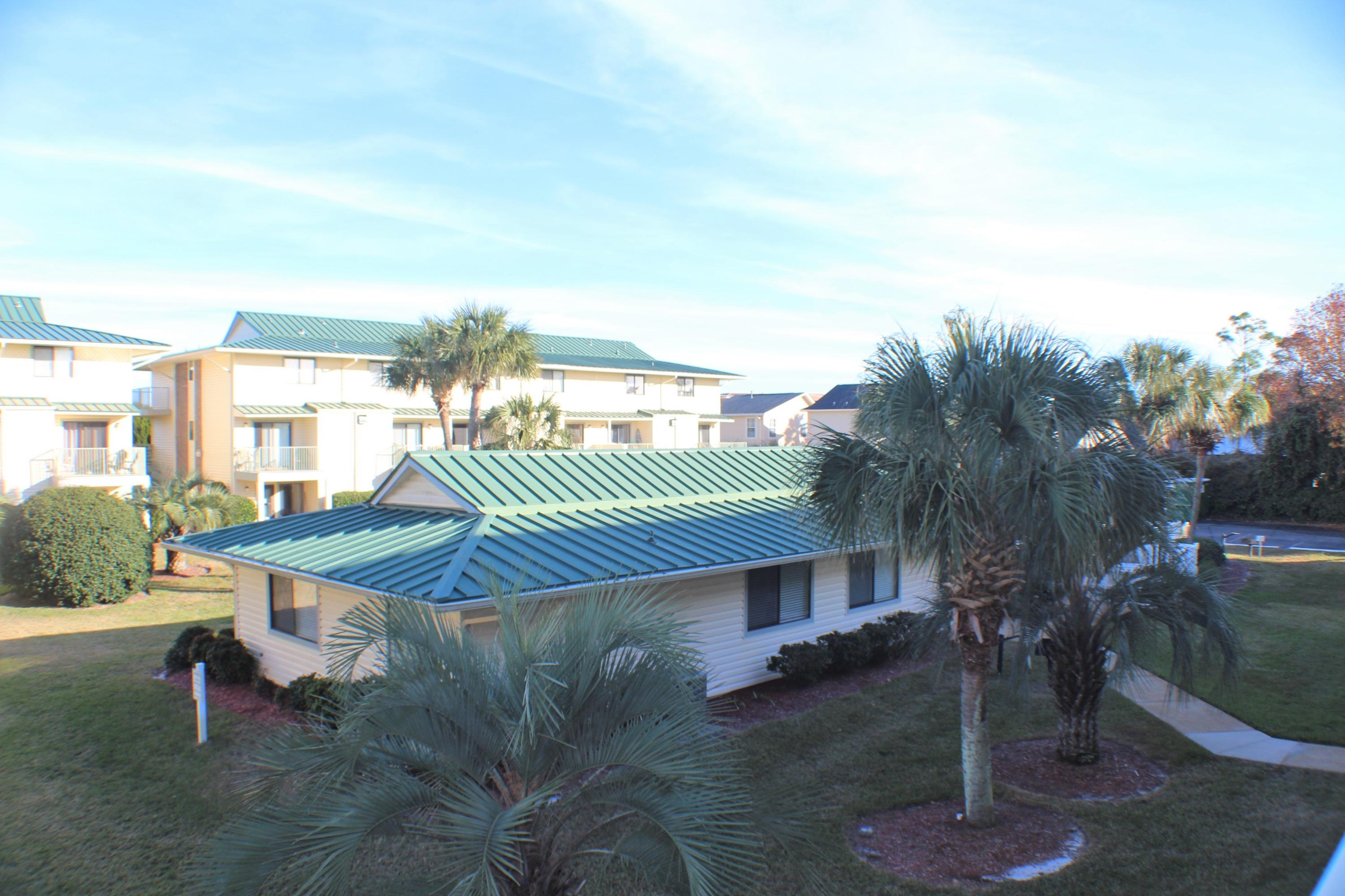 SANDPRINTS CONDO - Residential