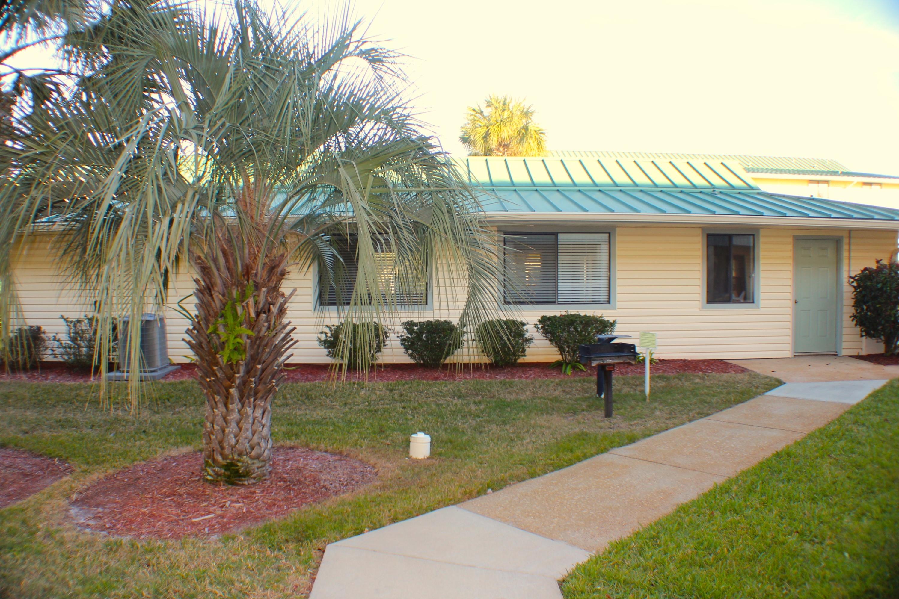 SANDPRINTS CONDO - Residential