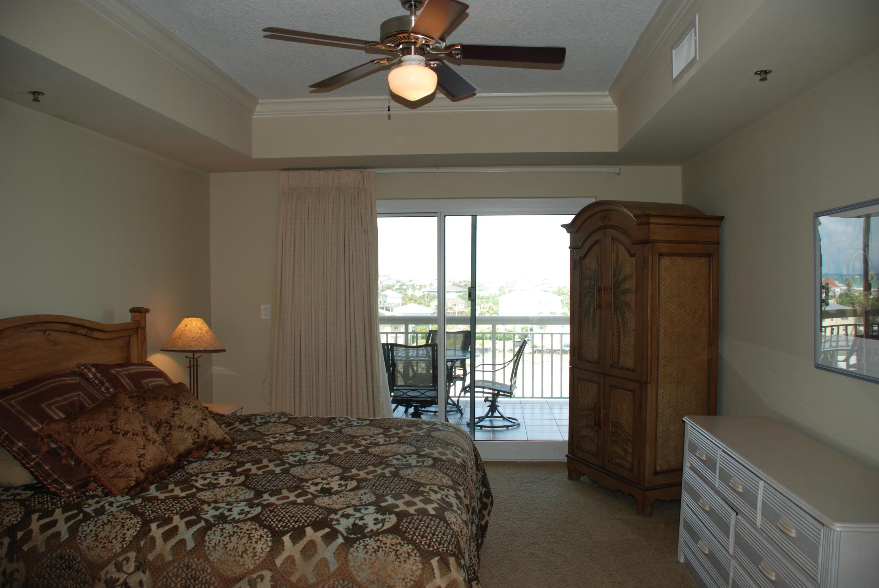 HARBOR LANDING - Residential