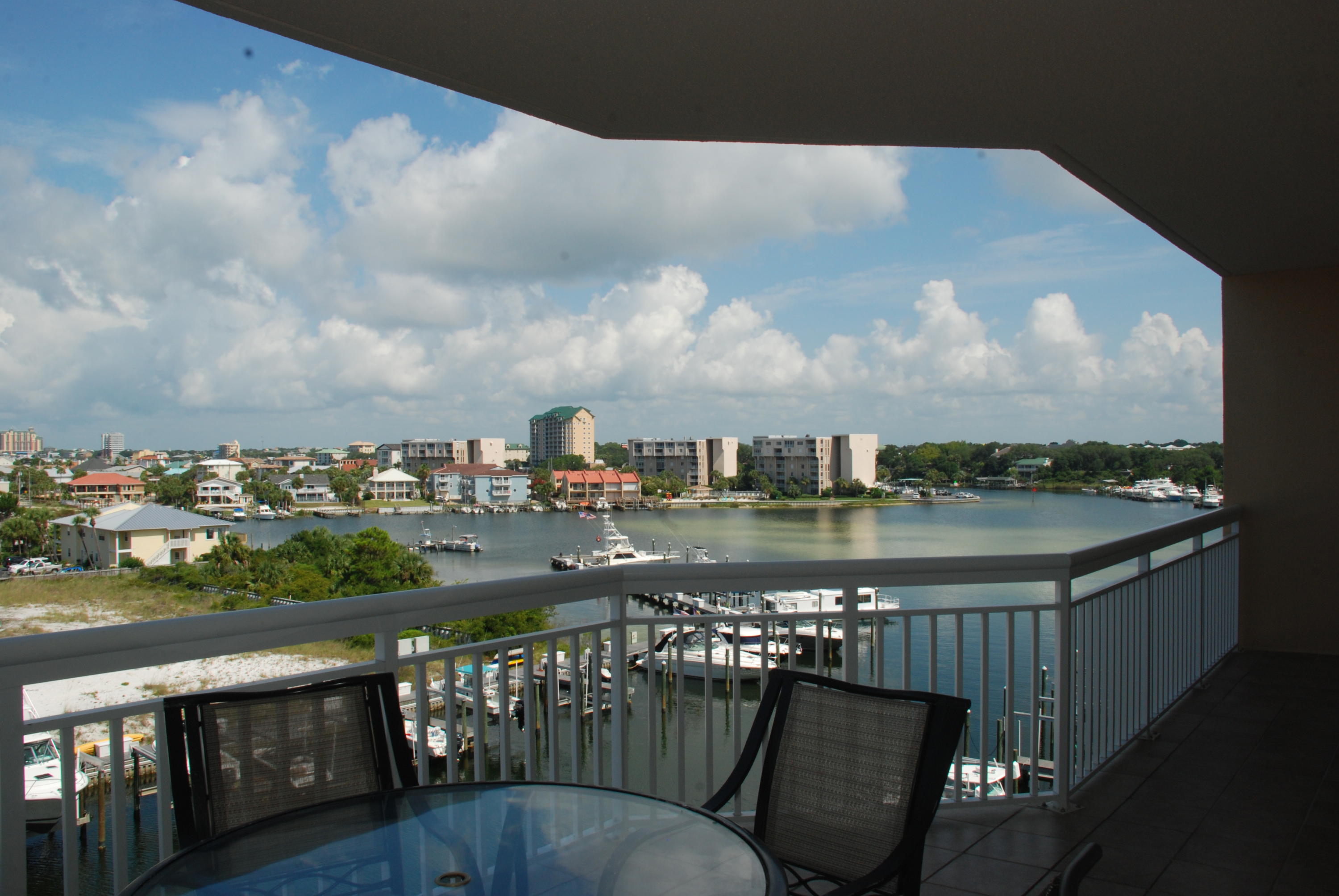 HARBOR LANDING - Residential