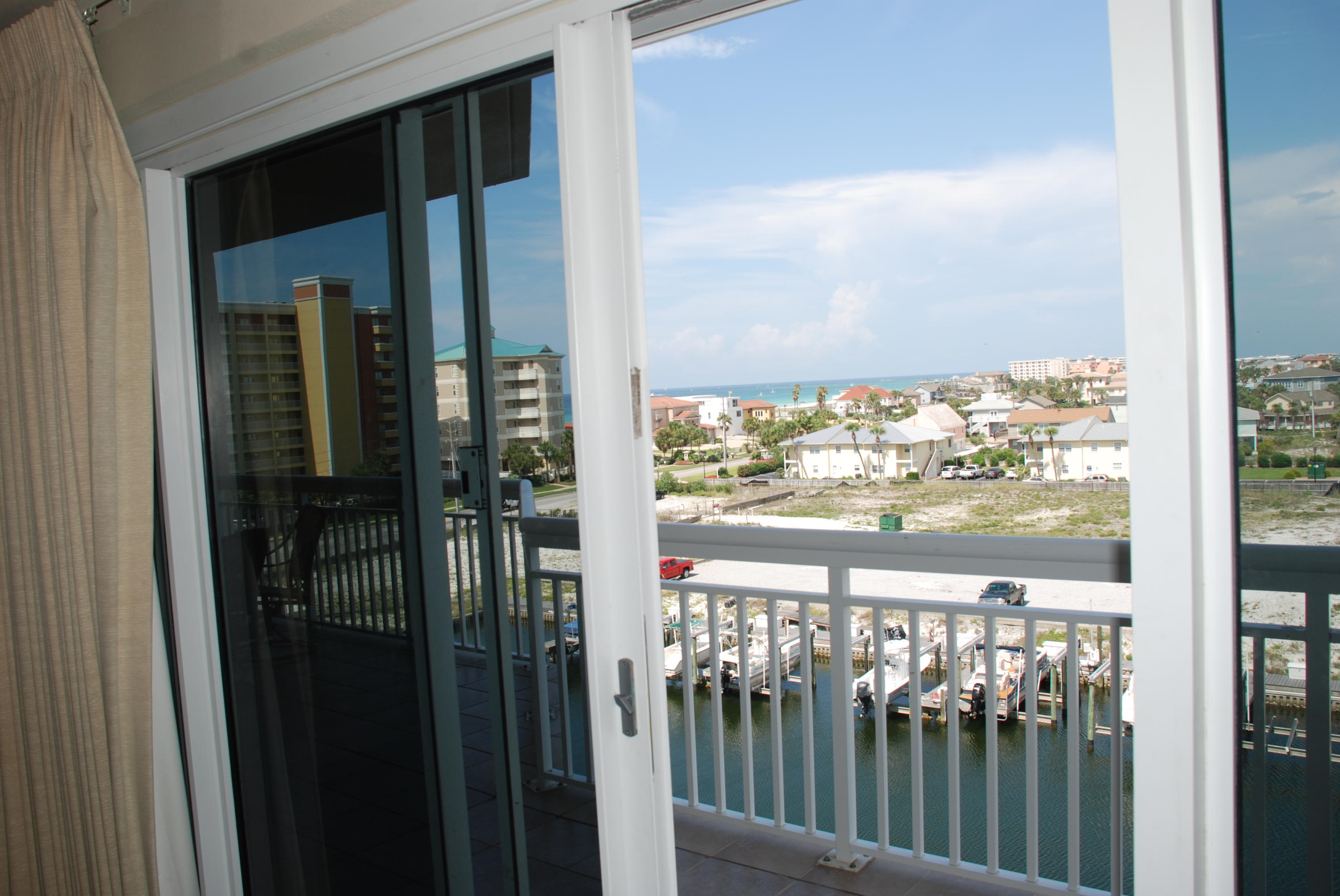 HARBOR LANDING - Residential