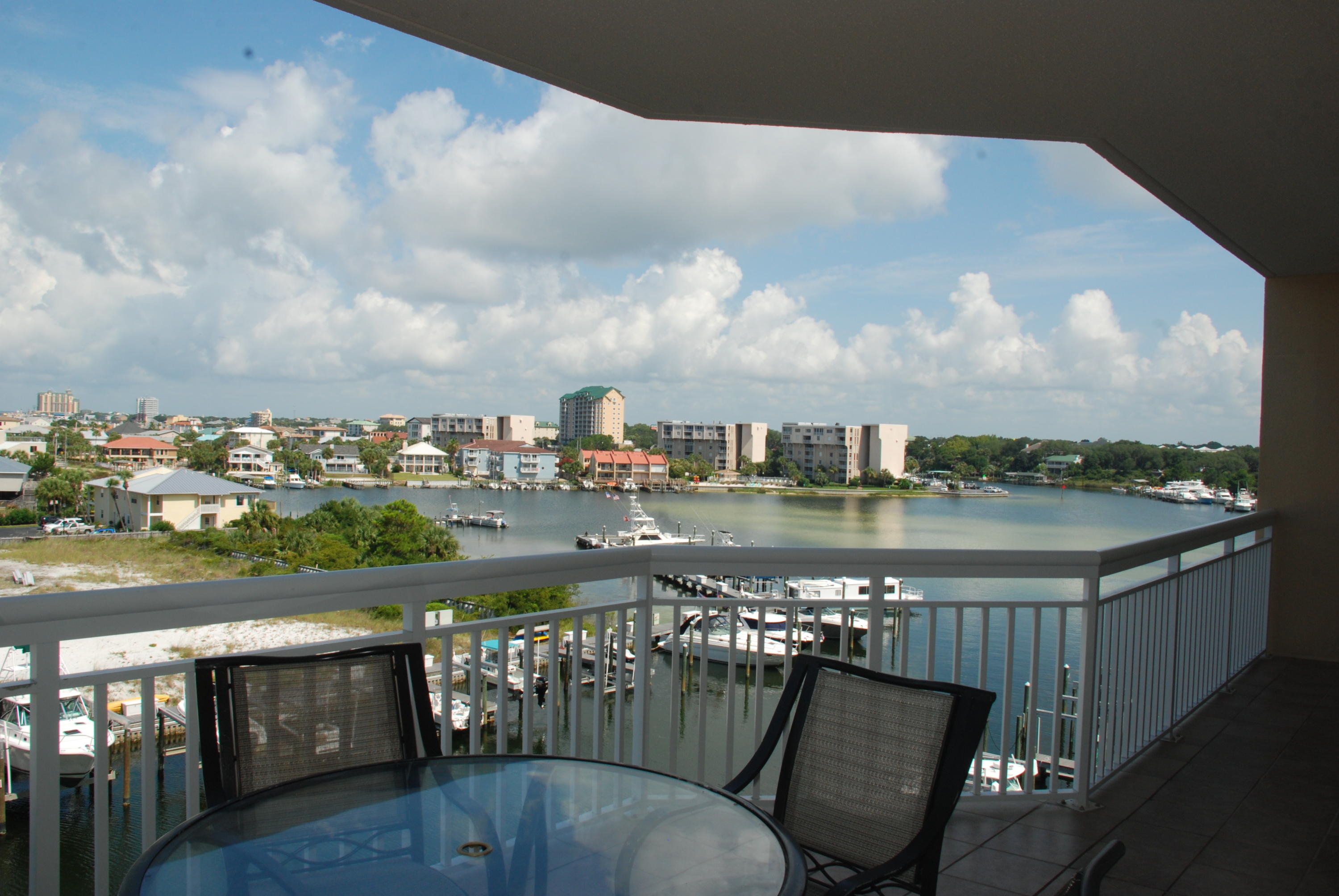 HARBOR LANDING - Residential