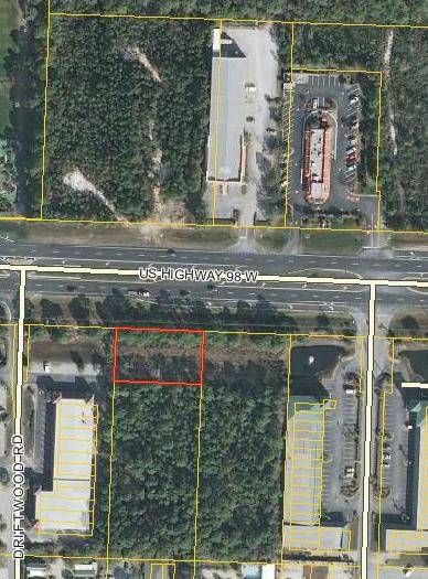 .378 acre parcel for sale on Emerald Coast Pkwy in Miramar Beach, great investment parcel