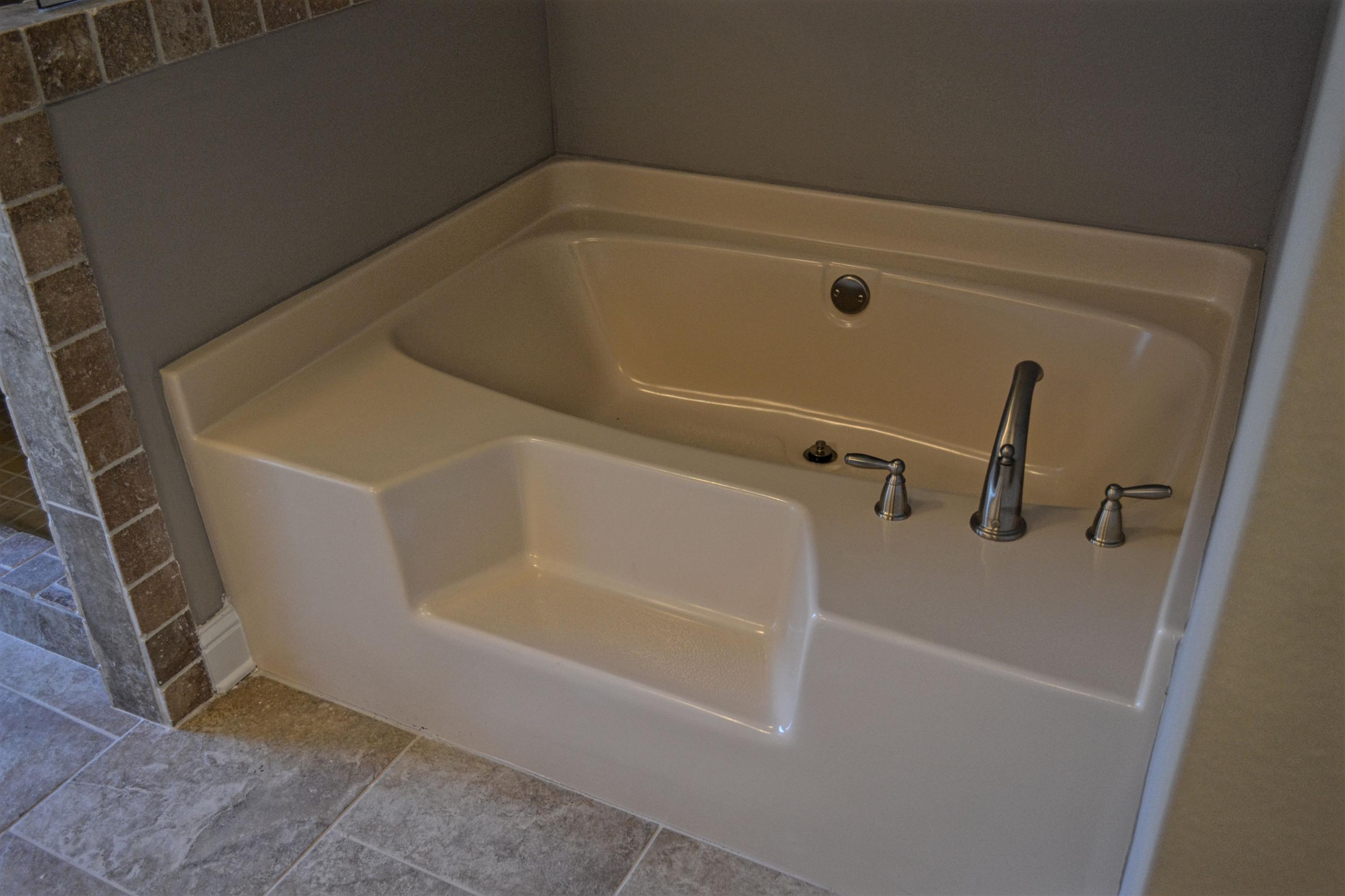 Nature Lake - Residential