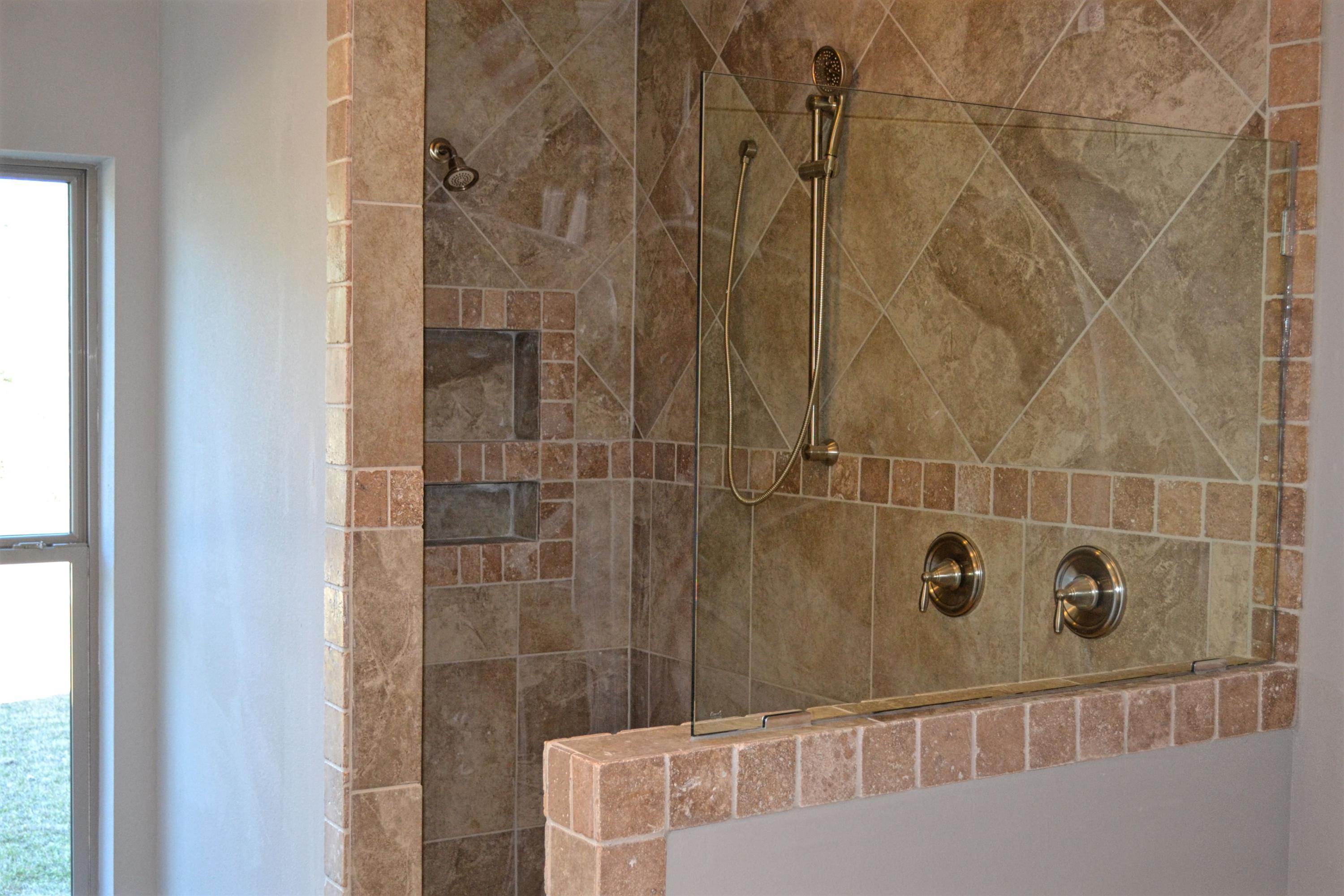 Nature Lake - Residential