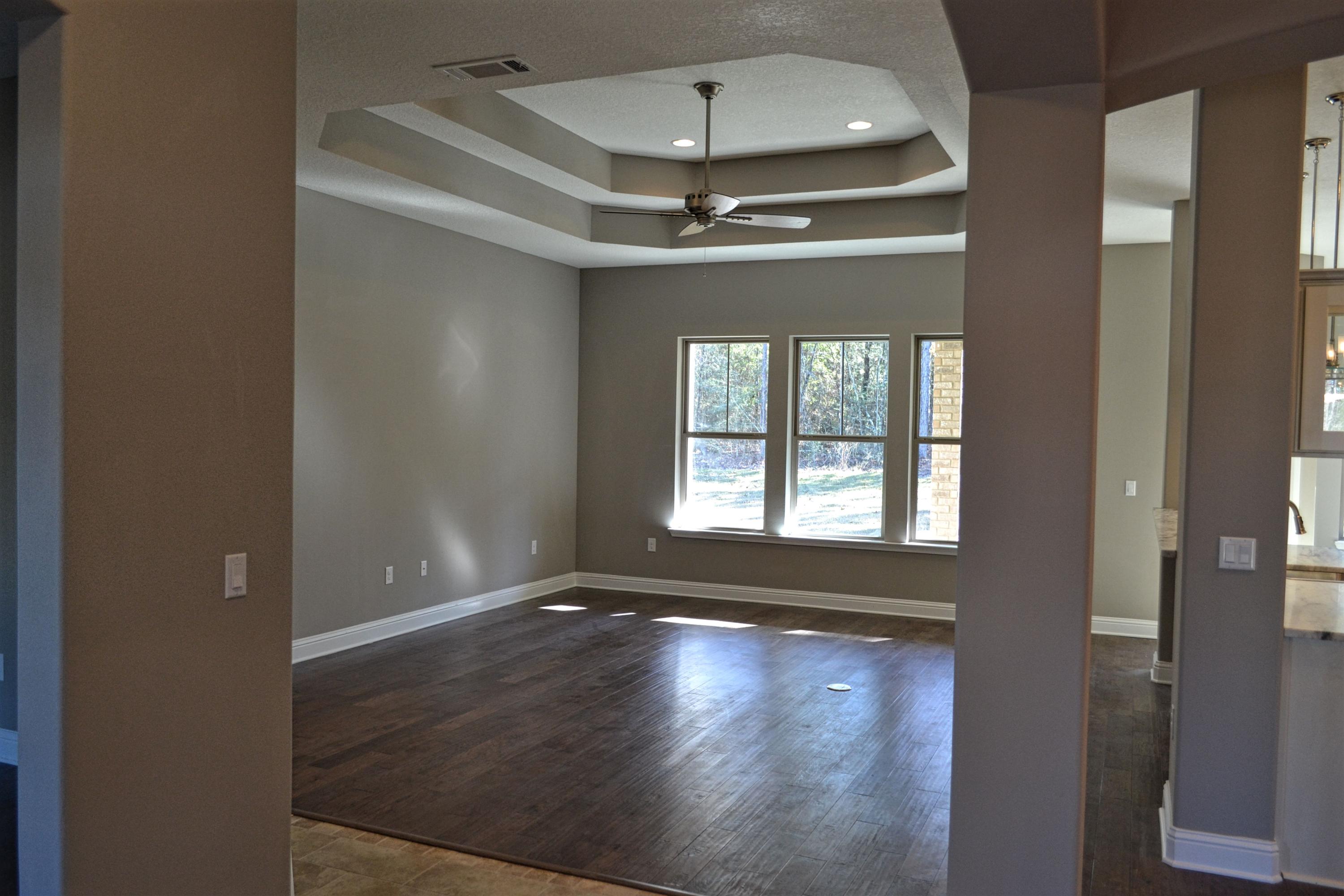 Nature Lake - Residential