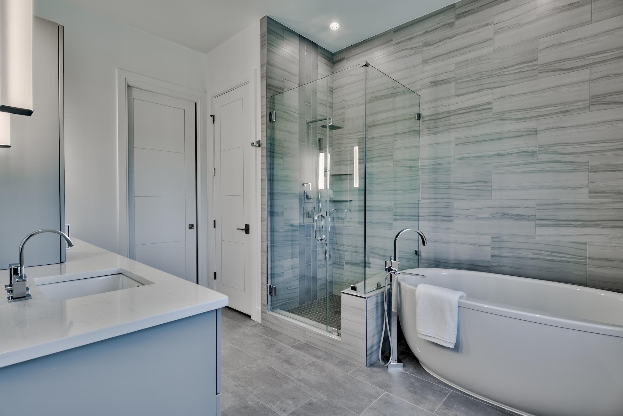 CREST DEVELOPMENT - Residential