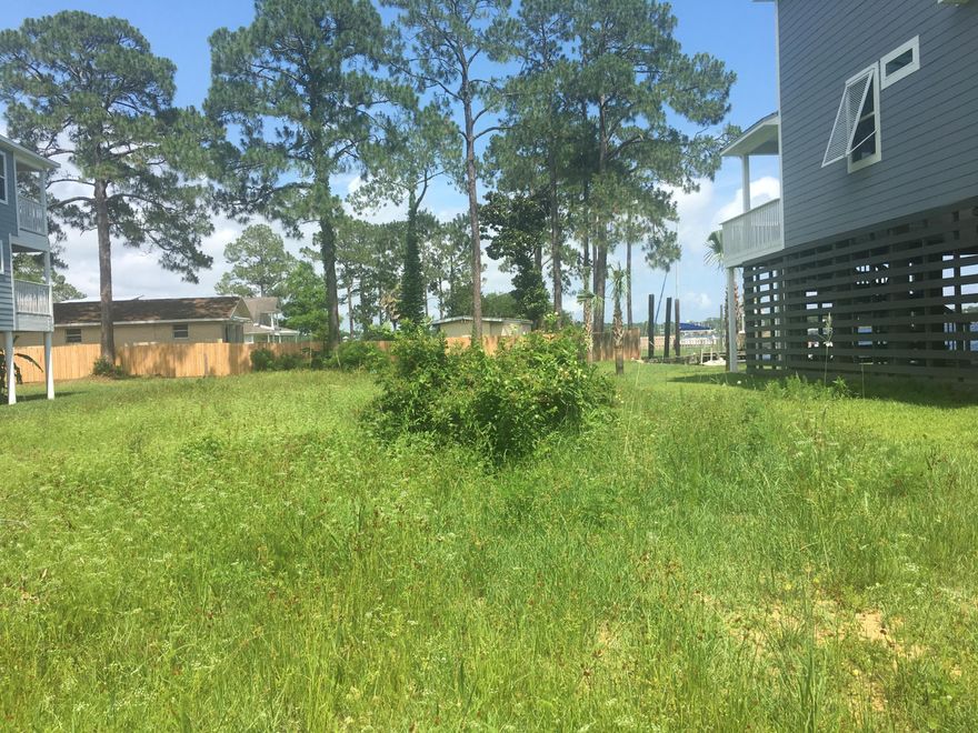 Waterview lot priced to sell. Bring your builder.Foundation on pilings and flood insurance is required. All utilities are at the street.