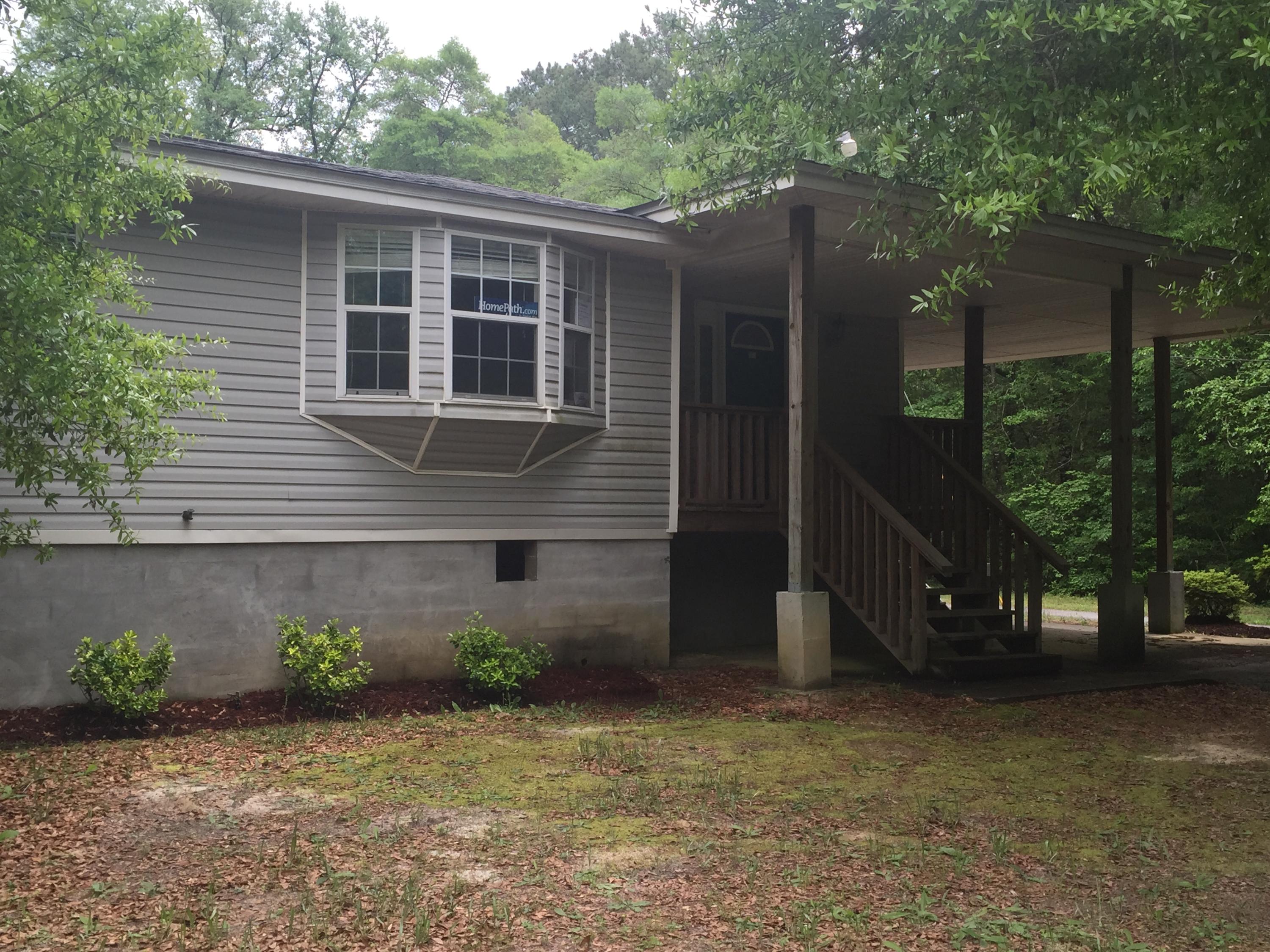 NO RECORDED SUBDIVISION - Residential