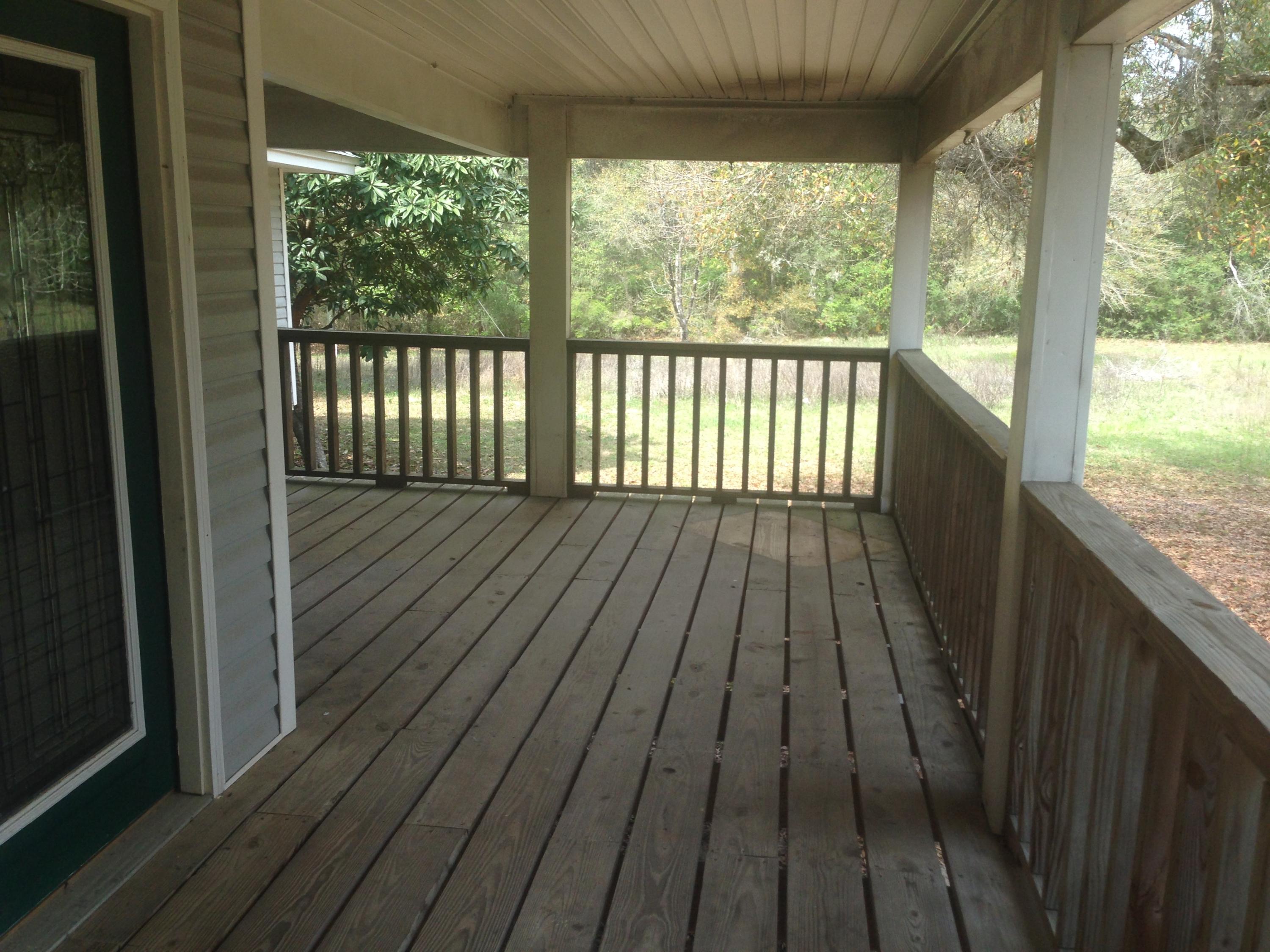 NO RECORDED SUBDIVISION - Residential