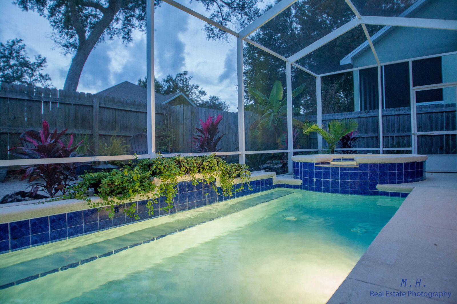 ROCKS COVE - Residential