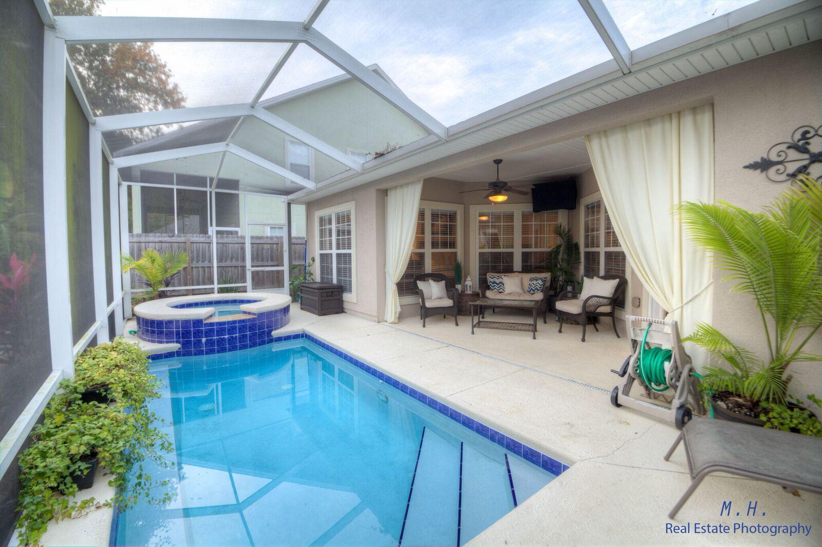 ROCKS COVE - Residential