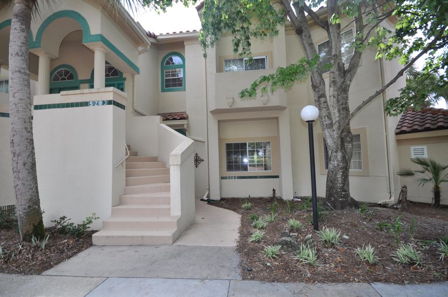 Must see! Tivoli is one of the most popular neighborhoods located on the south side of Sandestin Resort. This large open floor plan has lots of windows with transoms above to let in the natural light of the Florida sun. Fully furnished with elegant dcor and 18 inch neutral tile throughout the entry, living area, kitchen, dining room and even extended to the screened-in patio. Beautiful granite compliments the kitchen (with gas stove) and the additional wet bar, too. Large enough to accommodate the entire family, the three bedrooms are all generous in size with each having its own bath. The master bathroom includes a double vanity, large soaking tub and a separate shower.