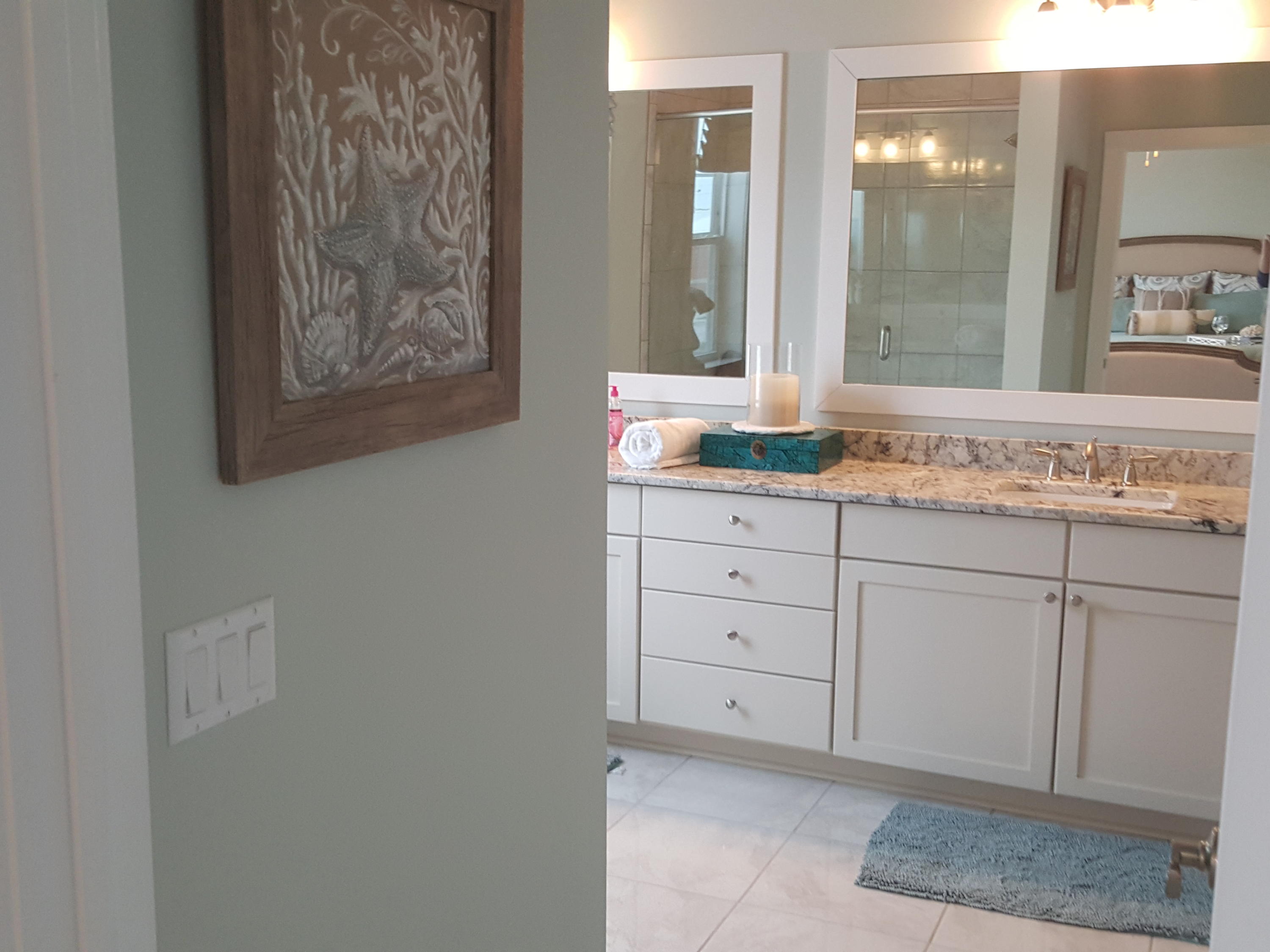 BY THE SEA - Residential