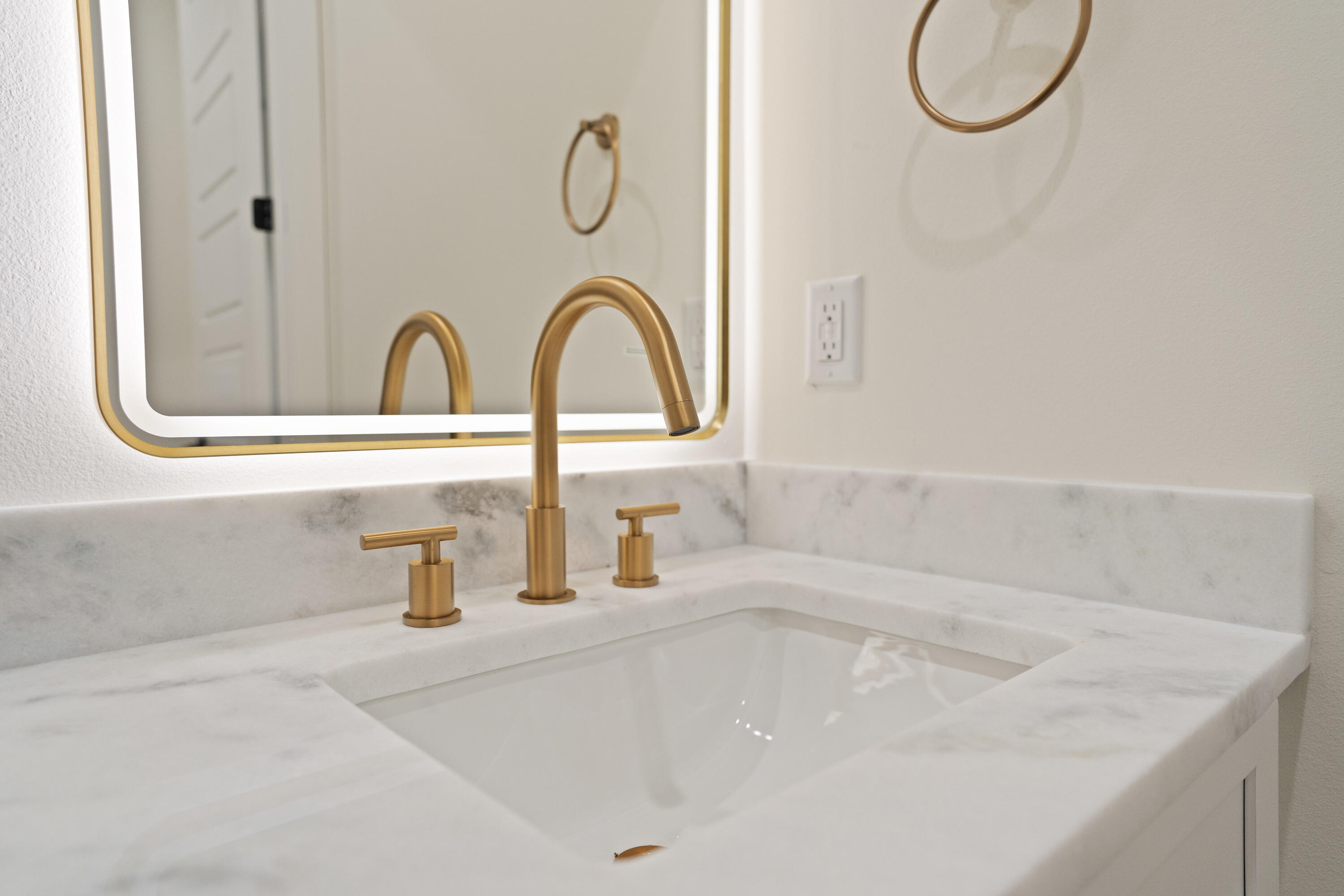 6th ADD Elliott PT - Residential
