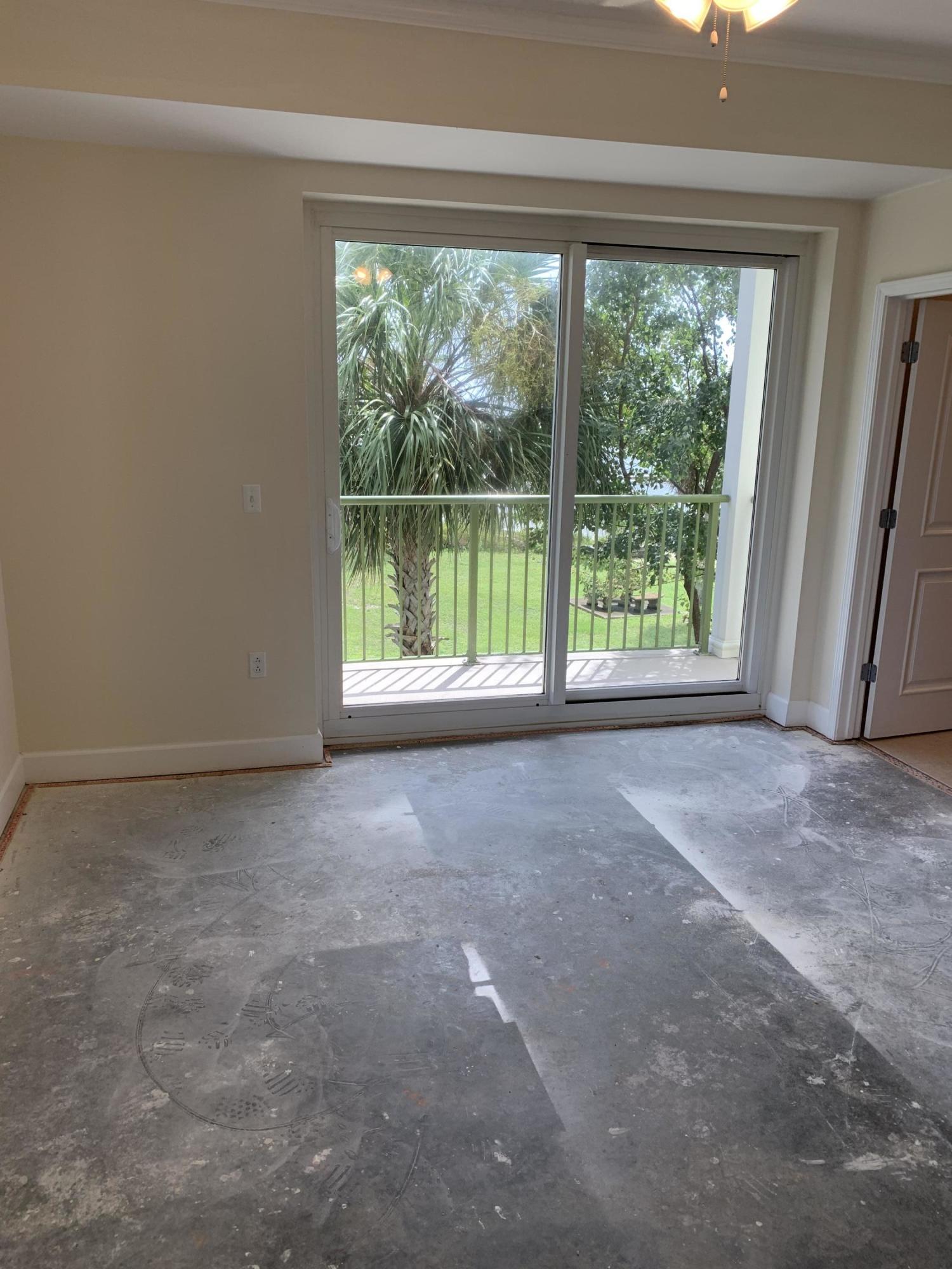 PIER 23 @ NAVARRE LANDING - Residential