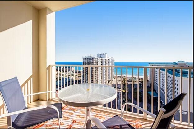 Ariel Dunes 1 - Residential