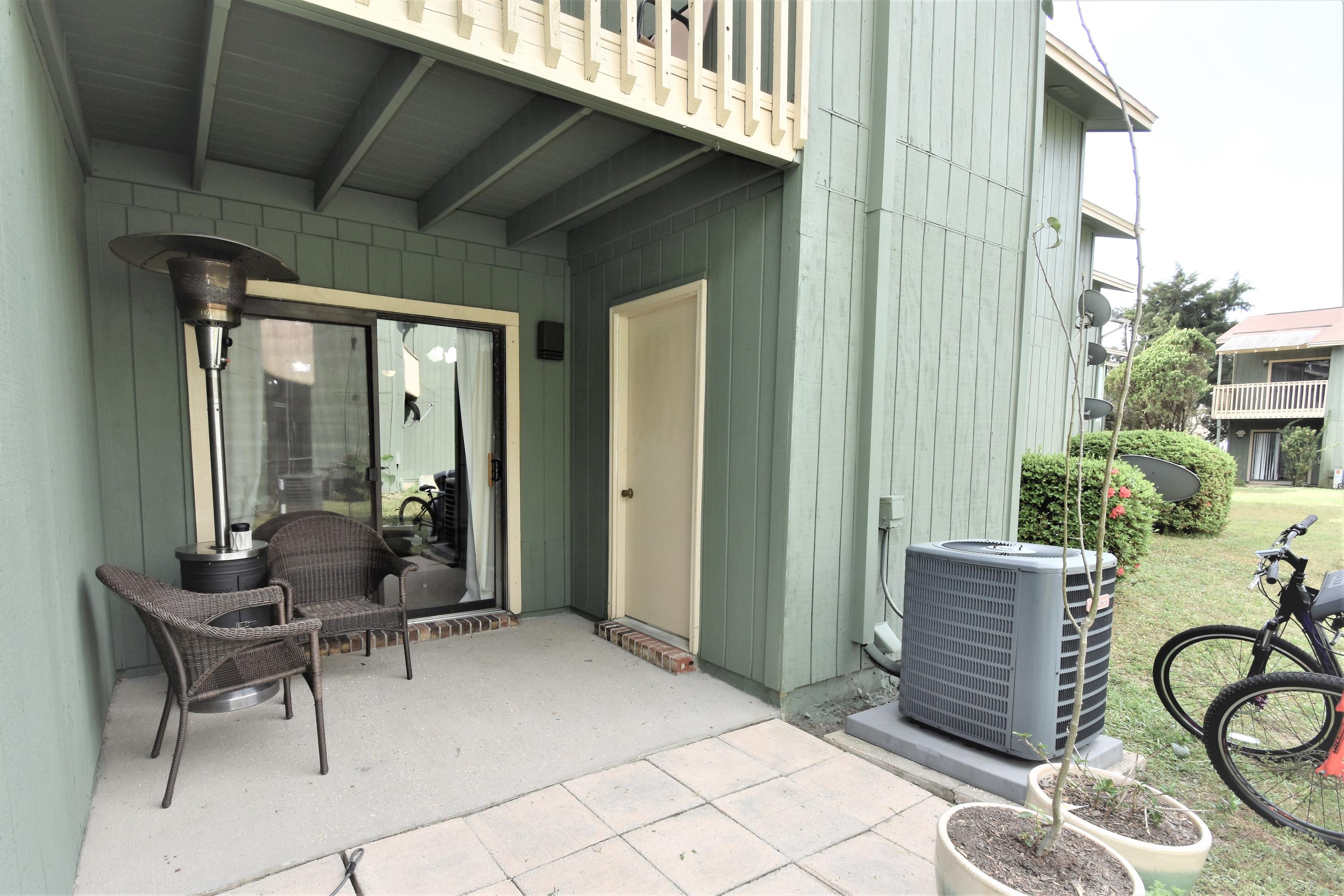 BIENVILLE SQUARE T/H - Residential