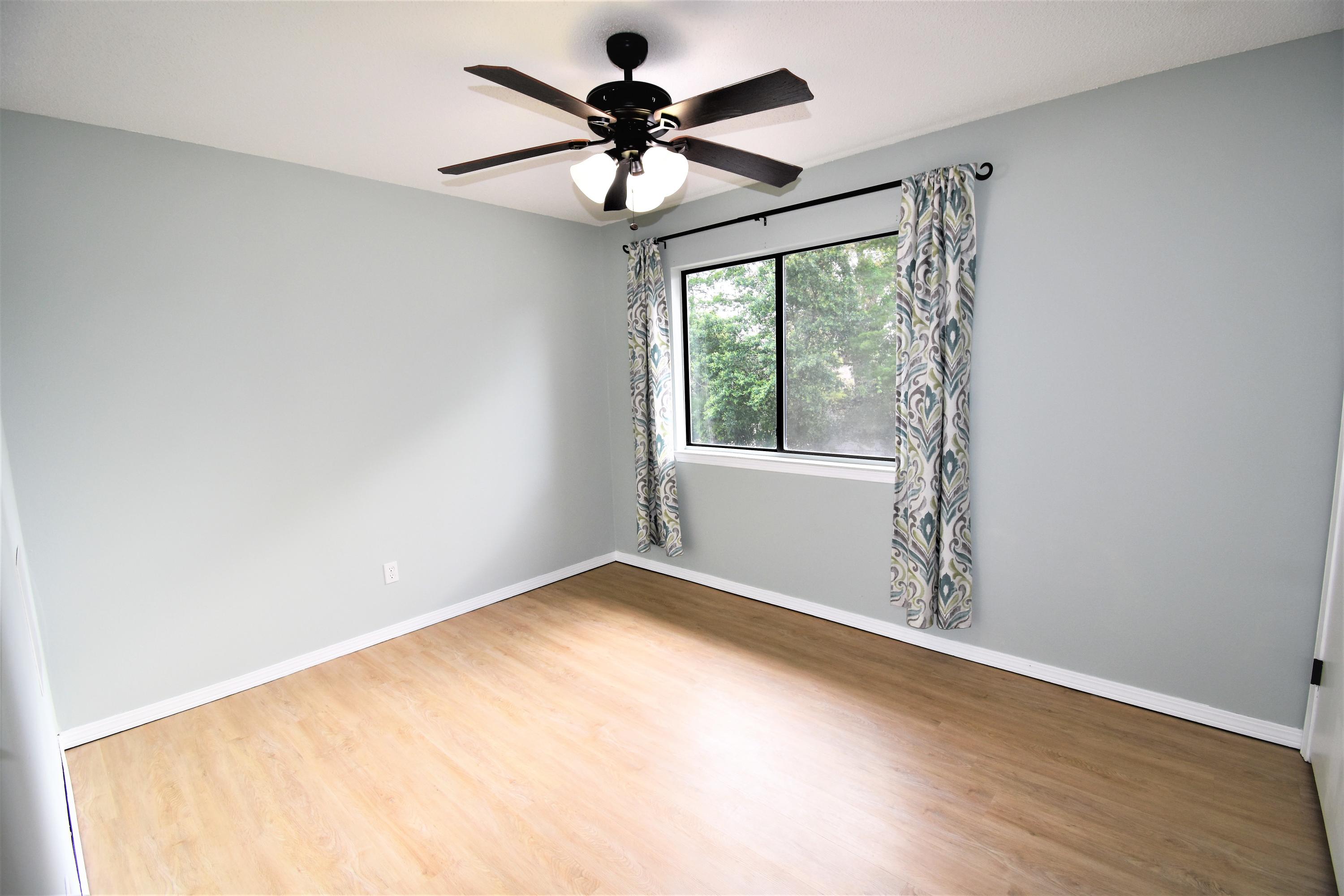 BIENVILLE SQUARE T/H - Residential