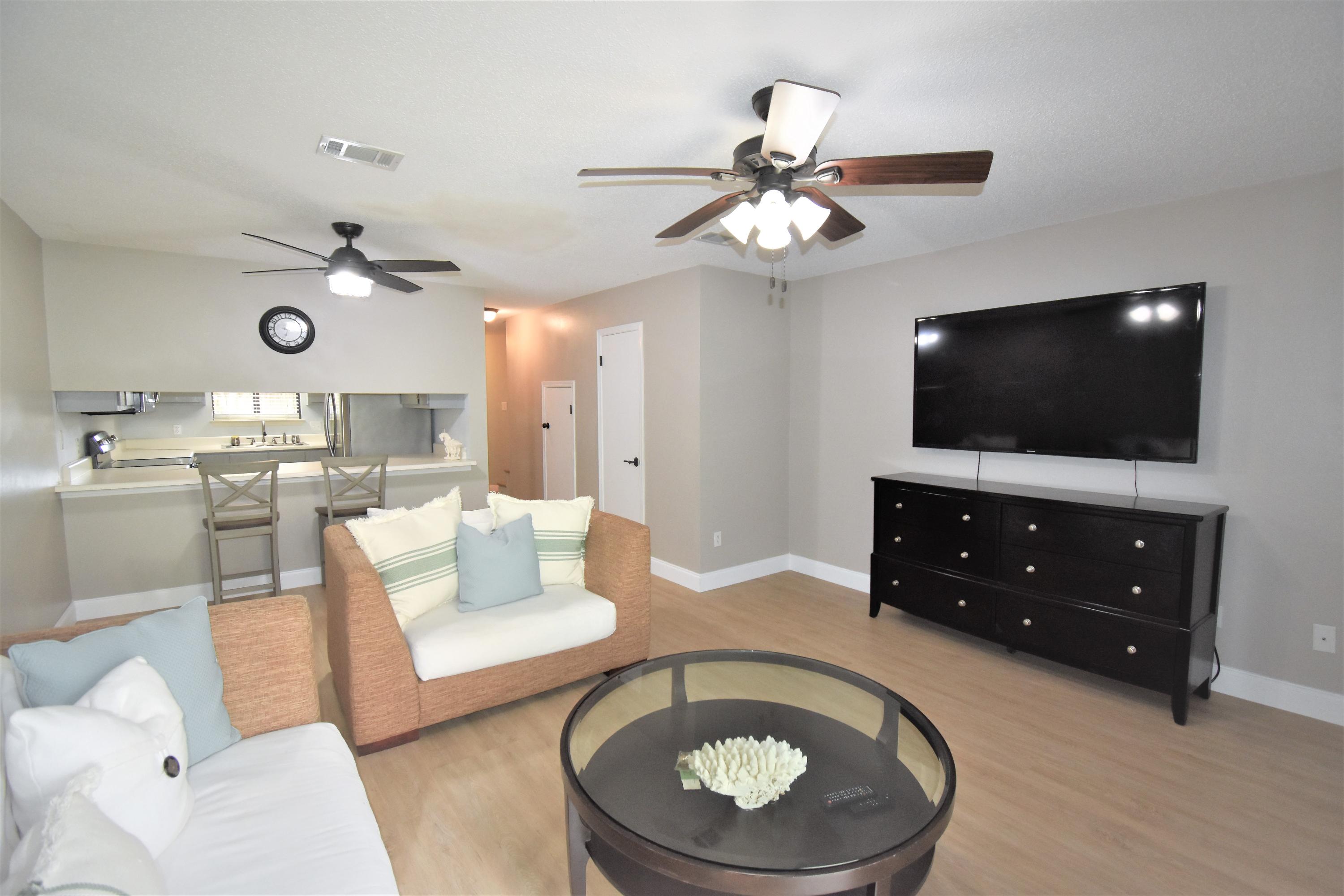 BIENVILLE SQUARE T/H - Residential