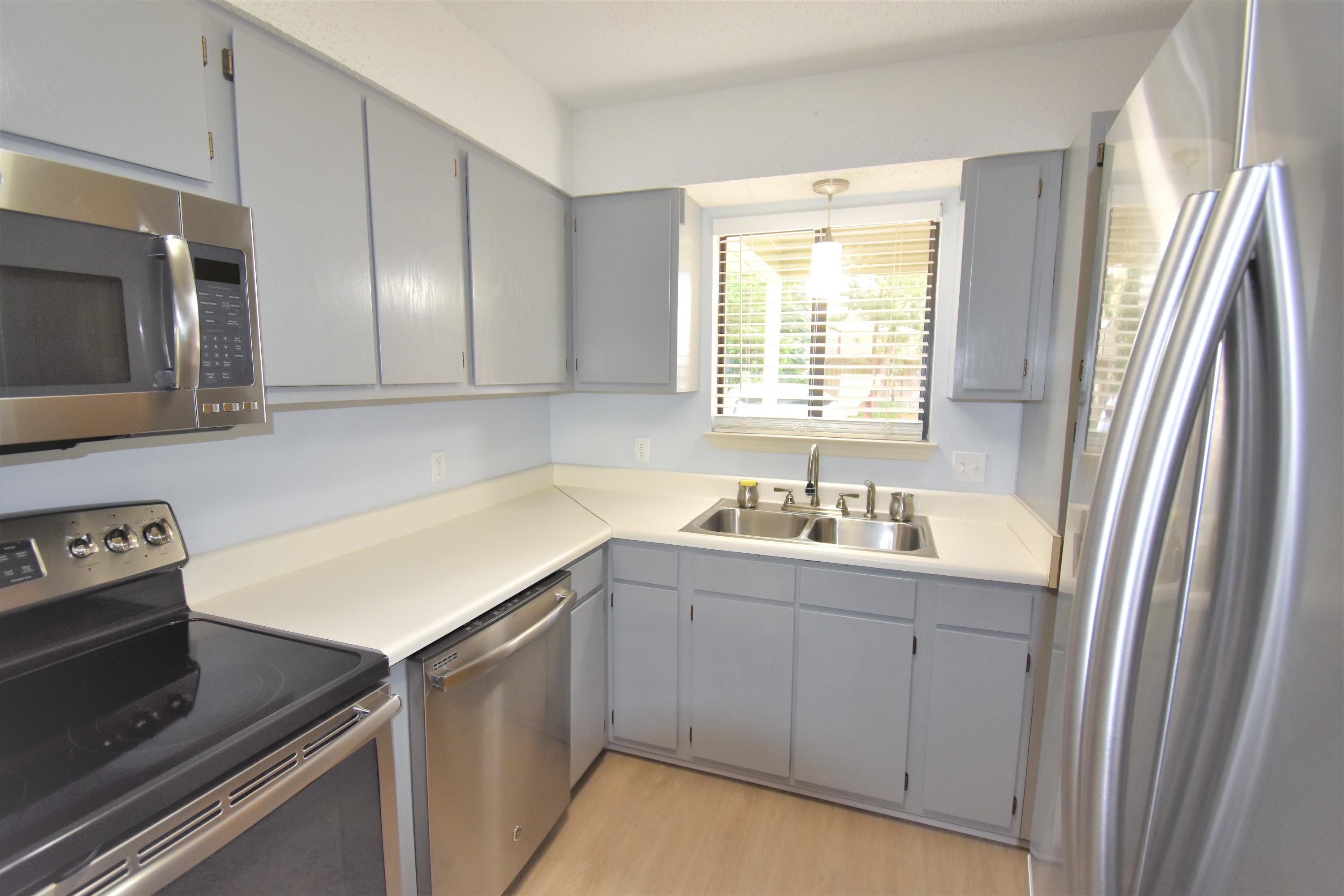 BIENVILLE SQUARE T/H - Residential