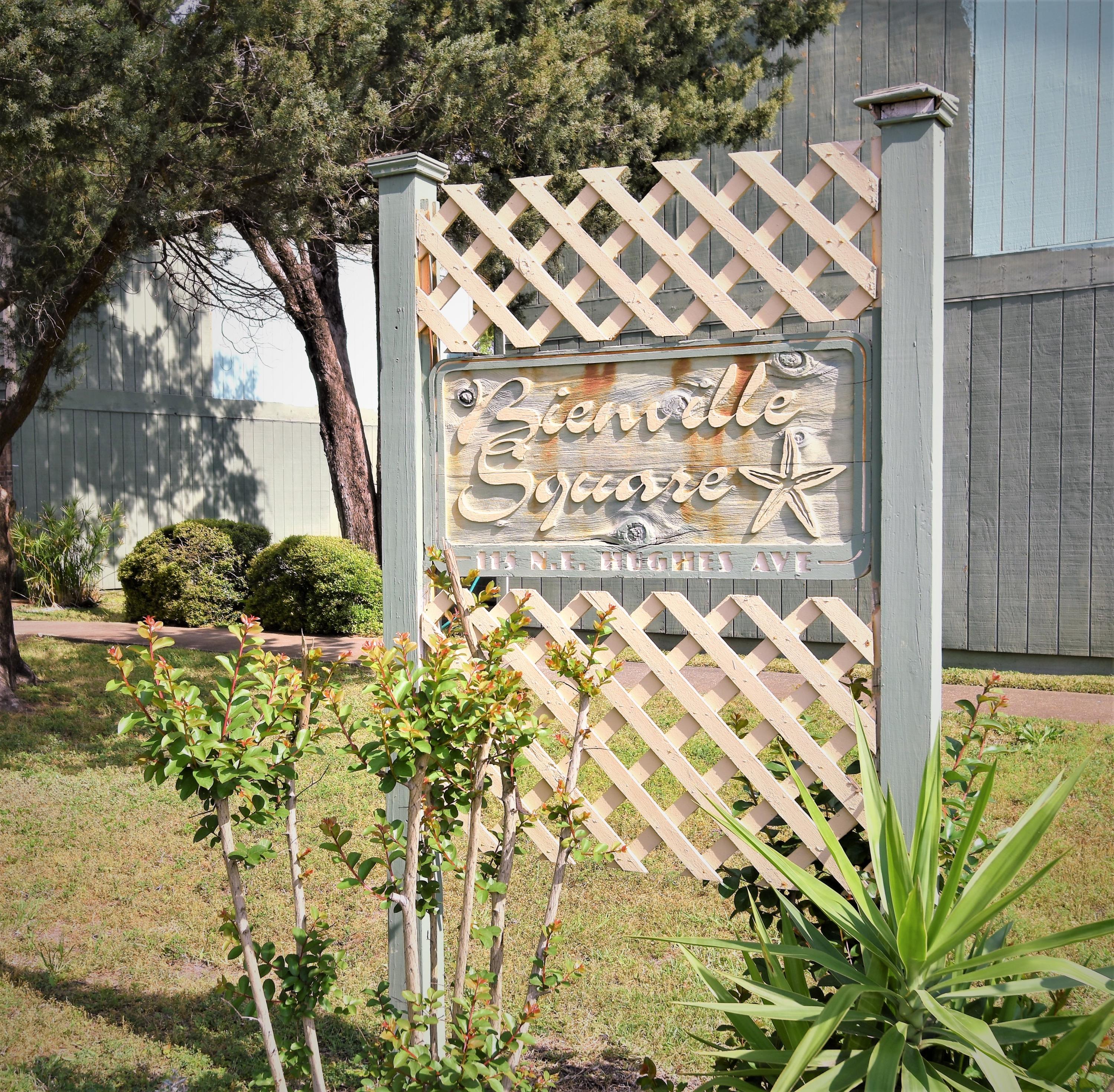 BIENVILLE SQUARE T/H - Residential