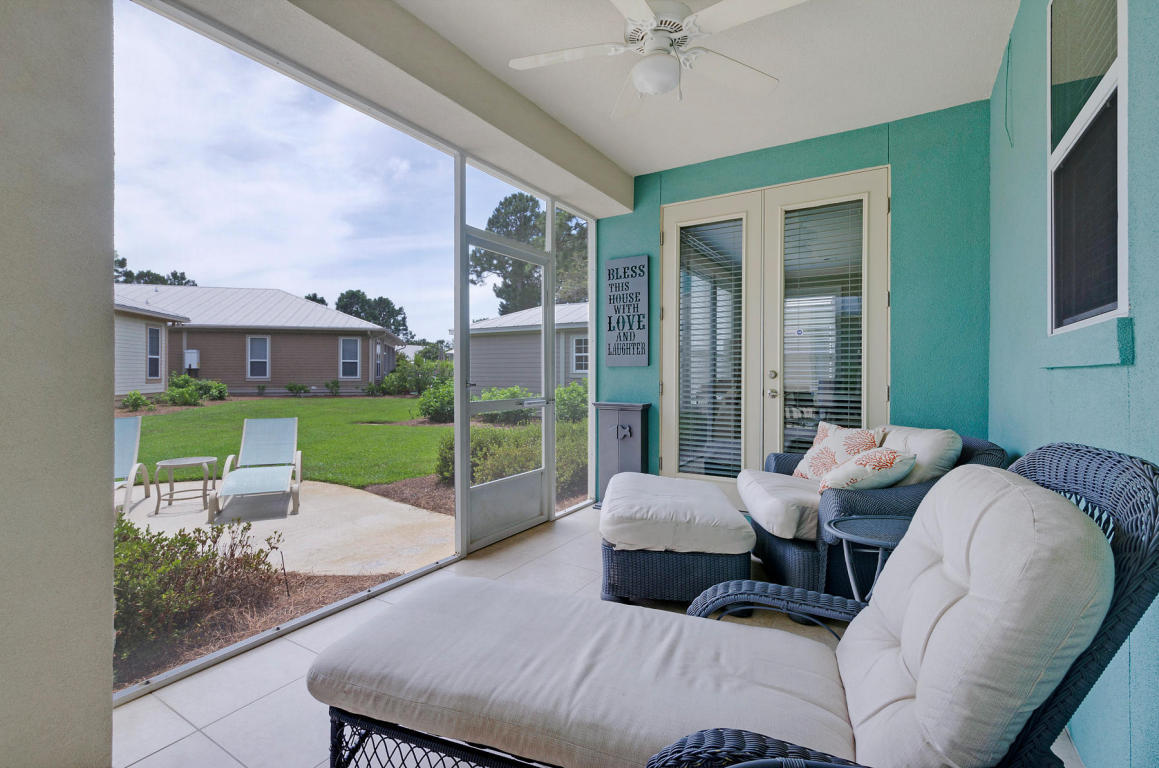 CRYSTAL LAKE - Residential