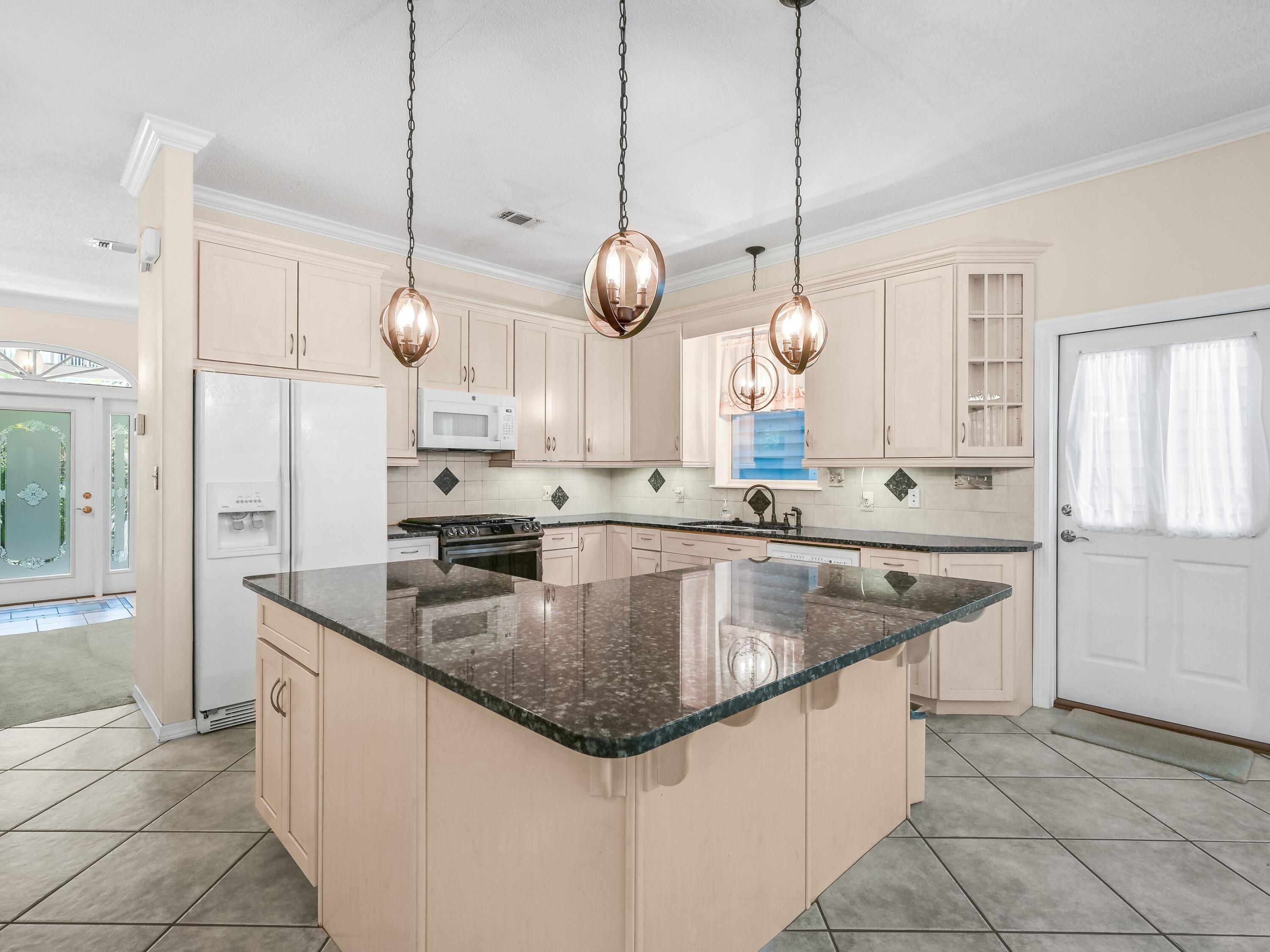 OLD FLORIDA BEACH - Residential