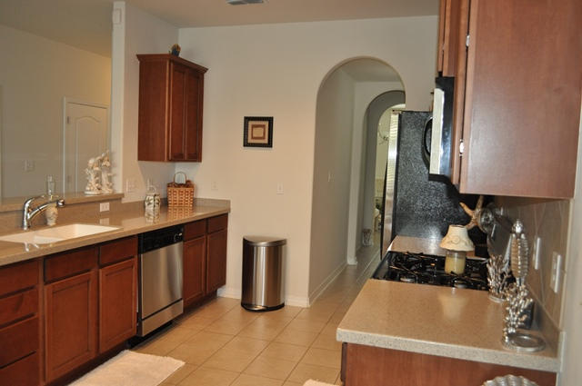 HAMMOCK BAY - Residential Lease