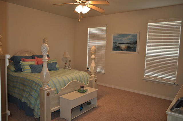 HAMMOCK BAY - Residential Lease