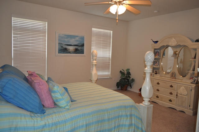 HAMMOCK BAY - Residential Lease