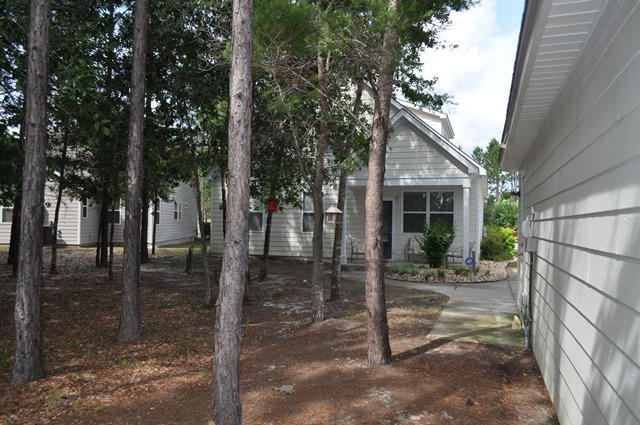 HAMMOCK BAY - Residential Lease