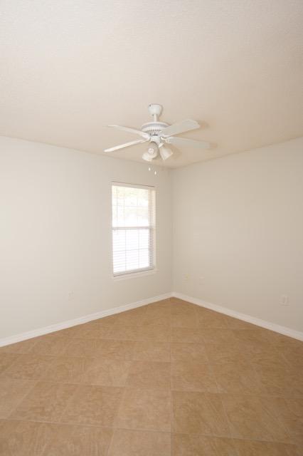 PARADISE RETREAT - Residential