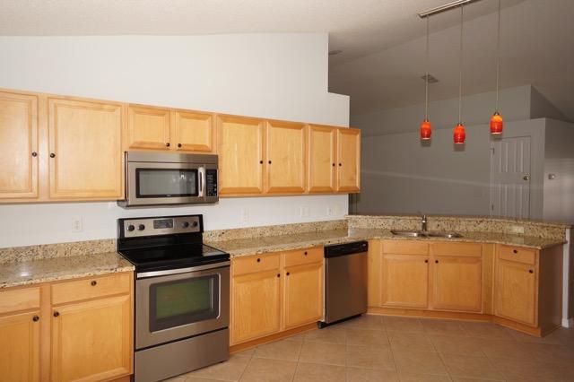 PARADISE RETREAT - Residential