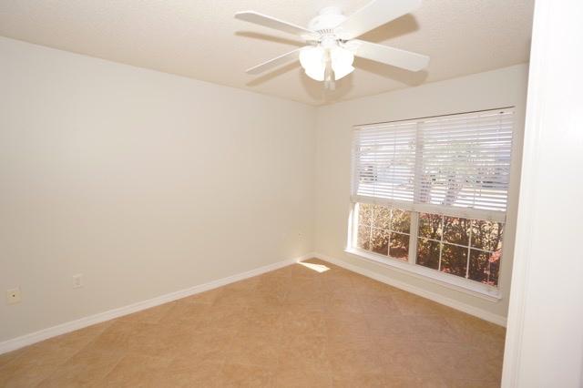 PARADISE RETREAT - Residential