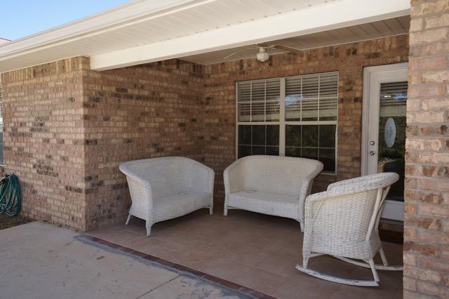 PARADISE RETREAT - Residential