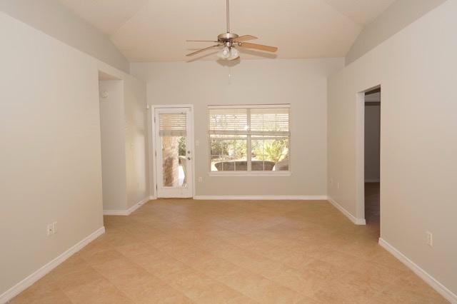 PARADISE RETREAT - Residential